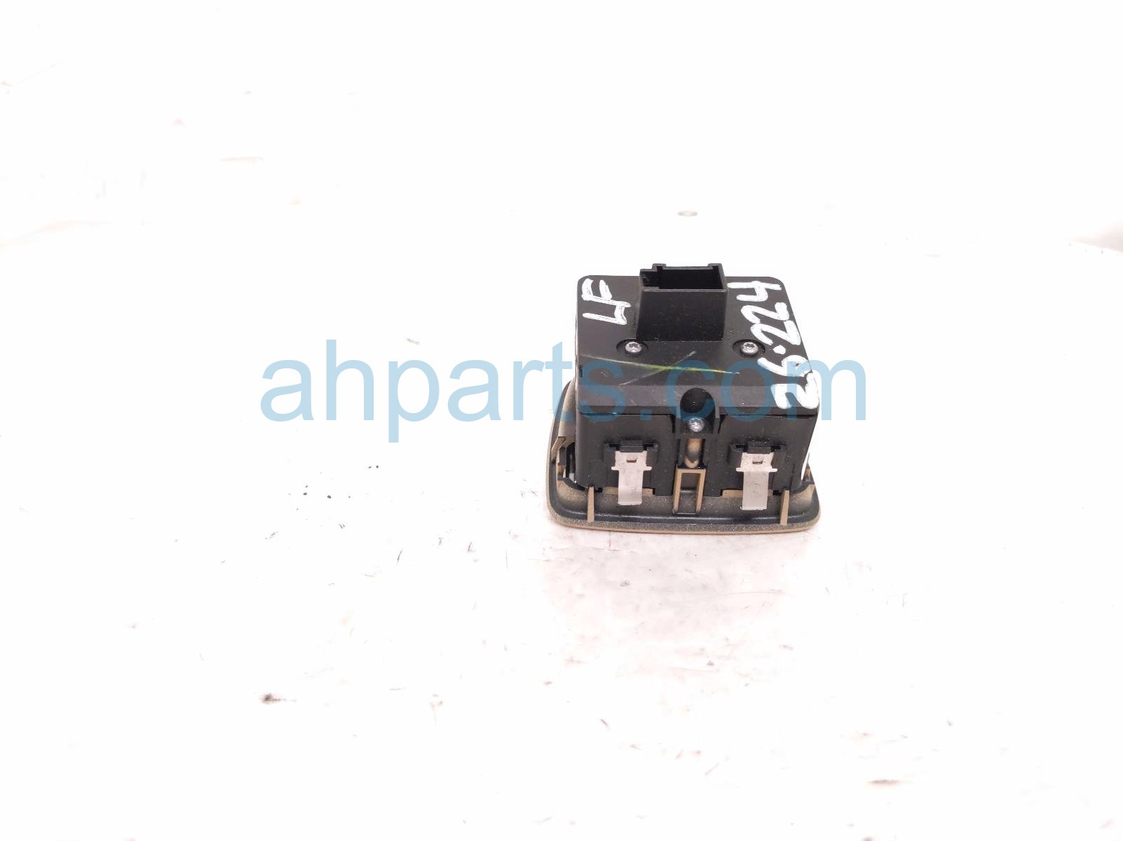 2011 Porsche Panamera Electronic Parking Brake Switch 970 613 251 03 6W0 Replacement 2011 Porsche Panamera Electronic Parking Brake Switch 970 613 251 03 6W0 Replacement thumbnail