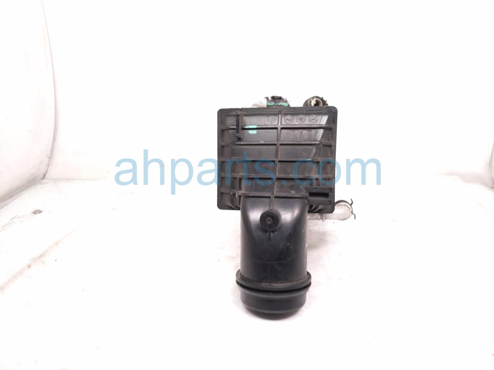 2023 Volkswagen Taos Intercooler 1.5t Fwd 04E 145 785 L Replacement 2023 Volkswagen Taos Intercooler 1.5t Fwd 04E 145 785 L Replacement thumbnail