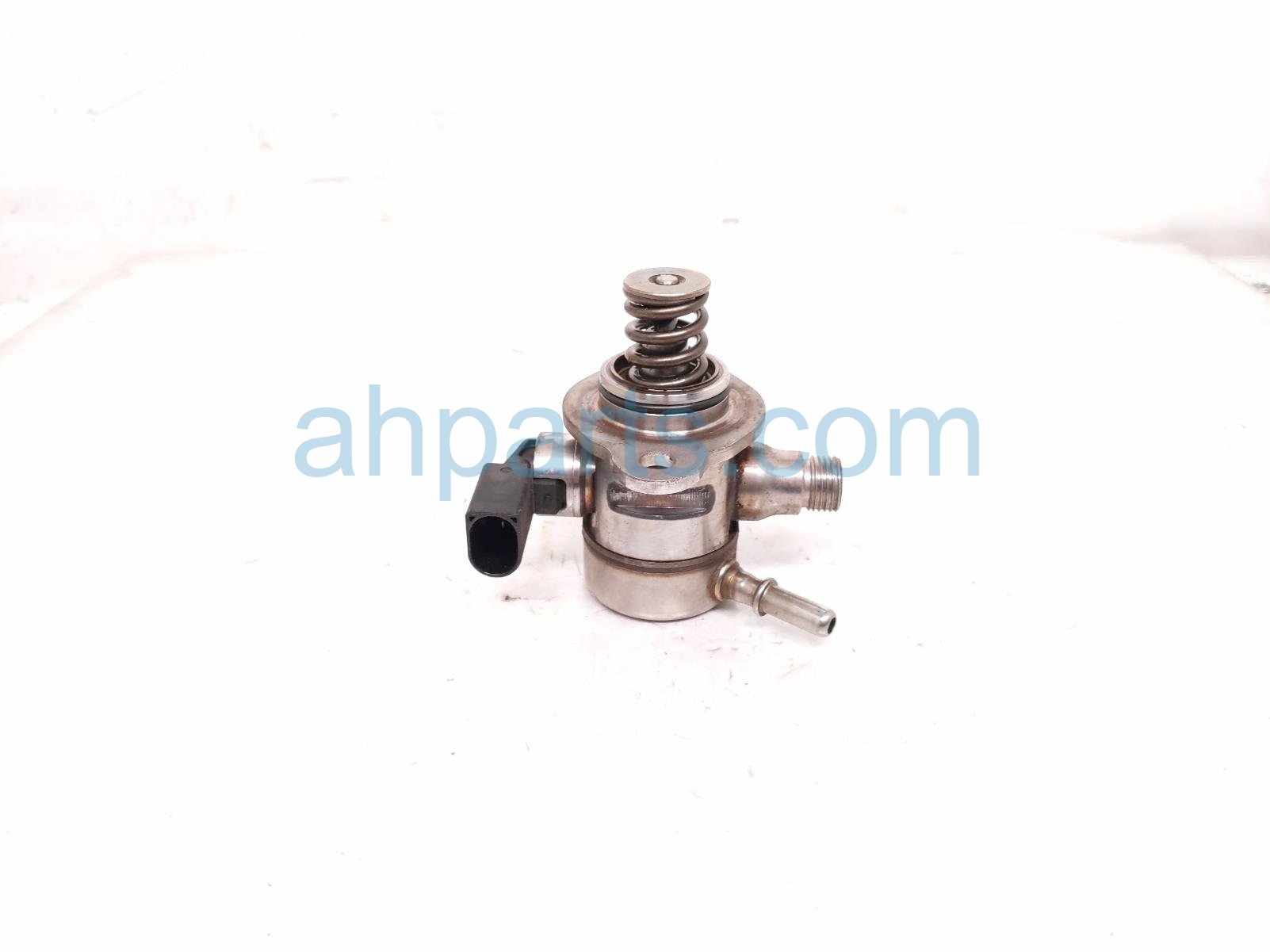 2023 Volkswagen Taos High Pressure Fuel Pump Engine Mtd 05E 127 027 B Replacement 2023 Volkswagen Taos High Pressure Fuel Pump Engine Mtd 05E 127 027 B Replacement thumbnail