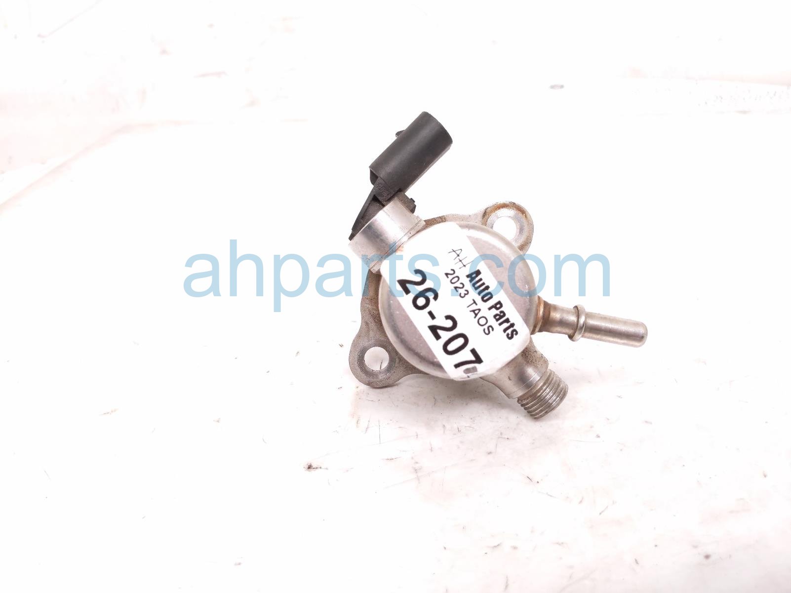 2023 Volkswagen Taos High Pressure Fuel Pump Engine Mtd 05E 127 027 B Replacement 2023 Volkswagen Taos High Pressure Fuel Pump Engine Mtd 05E 127 027 B Replacement thumbnail