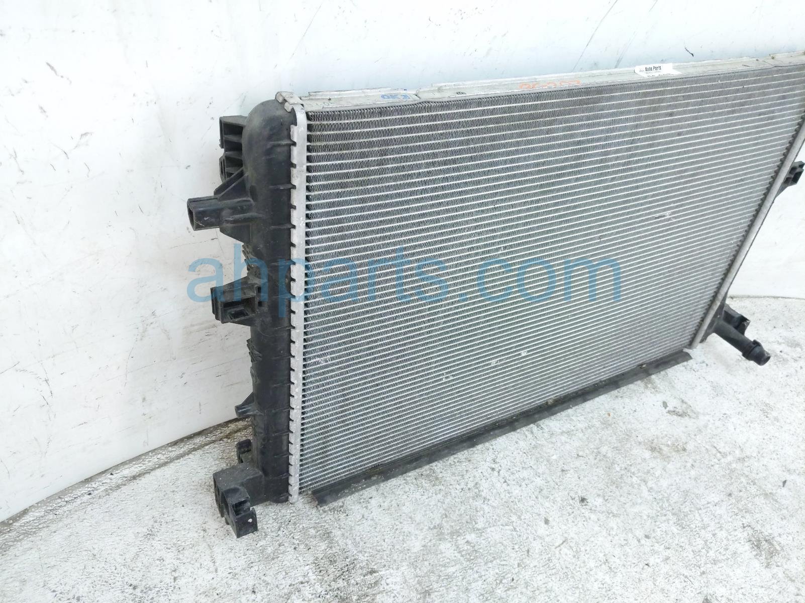 2023 Volkswagen Taos Front Radiator Main 5QM 121 251 AB Replacement 2023 Volkswagen Taos Front Radiator Main 5QM 121 251 AB Replacement thumbnail
