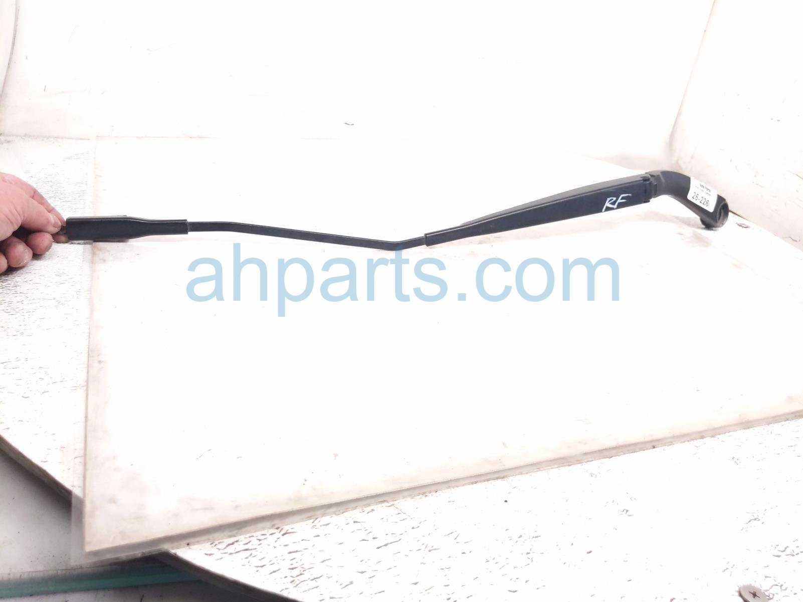 2020 Ford Explorer Passenger Windshield Wiper Arm LB5Z 17526 A Replacement 2020 Ford Explorer Passenger Windshield Wiper Arm LB5Z 17526 A Replacement thumbnail