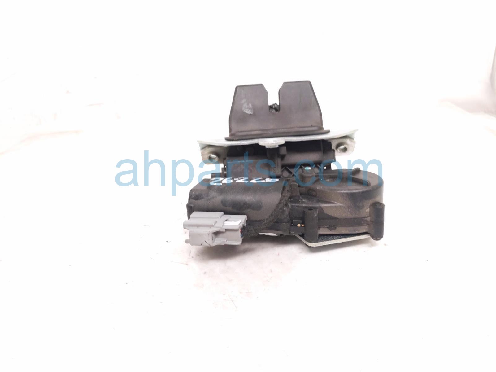 2020 Ford Explorer Rear Tailgate Lock Latch Actuator FA1Z 7443150 B Replacement 2020 Ford Explorer Rear Tailgate Lock Latch Actuator FA1Z 7443150 B Replacement thumbnail