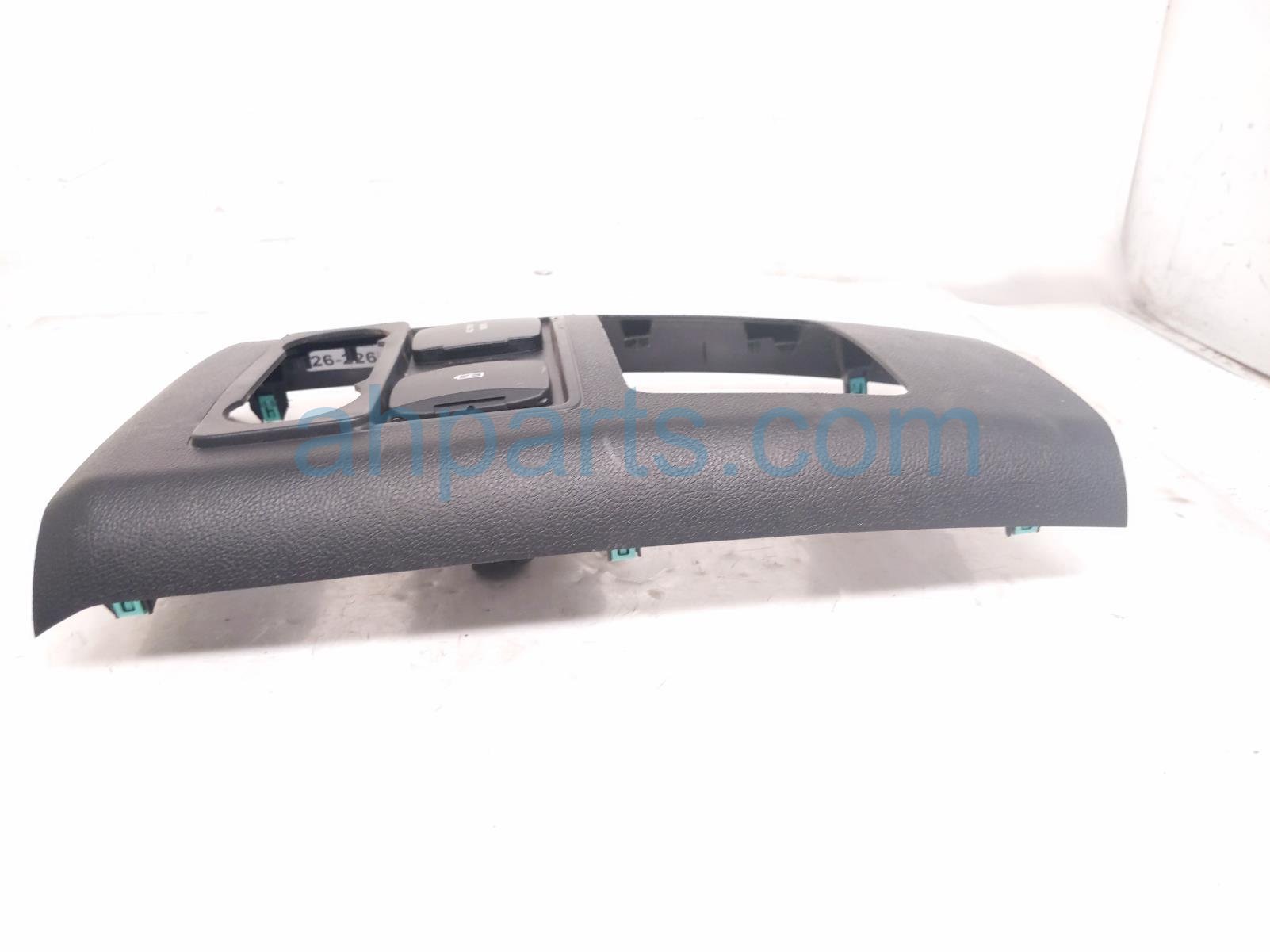 2020 Ford Explorer Rear Console Trim Panel W/usb blk MB5Z 78045E24 AC Replacement 2020 Ford Explorer Rear Console Trim Panel W/usb blk MB5Z 78045E24 AC Replacement thumbnail