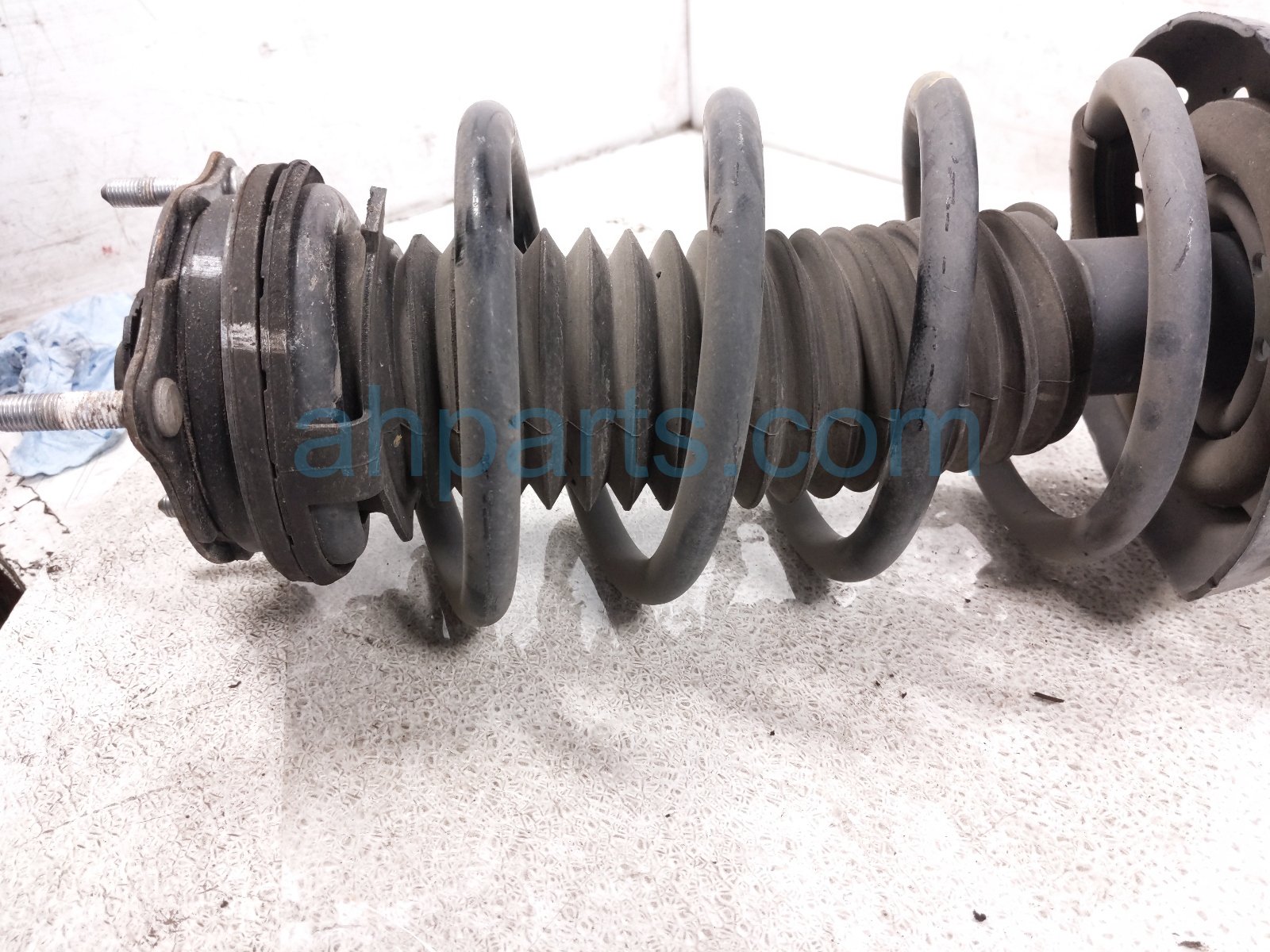 2023 Honda Ridgeline Front Passenger Strut Absorber + Spring 51611 T6Z A02 Replacement 2023 Honda Ridgeline Front Passenger Strut Absorber + Spring 51611 T6Z A02 Replacement thumbnail