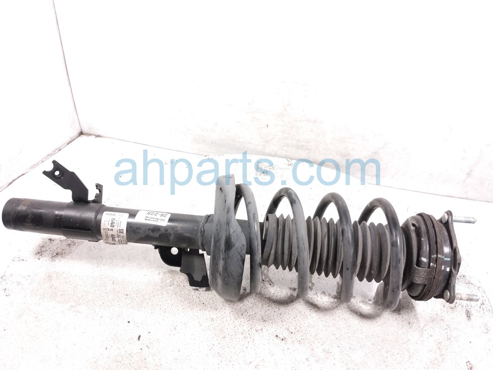 2023 Honda Ridgeline Front Driver Strut Absorber + Spring 51621 T6Z A02 Replacement 2023 Honda Ridgeline Front Driver Strut Absorber + Spring 51621 T6Z A02 Replacement thumbnail