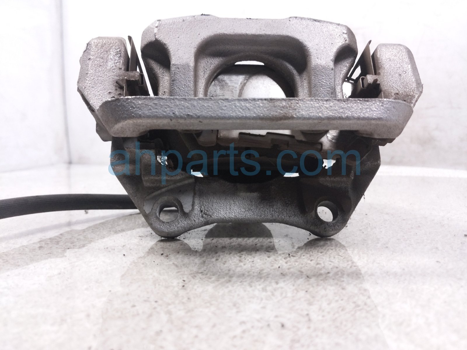 2023 Honda Ridgeline Rear Driver Brake Caliper 43019 TGS A01 Replacement 2023 Honda Ridgeline Rear Driver Brake Caliper 43019 TGS A01 Replacement thumbnail