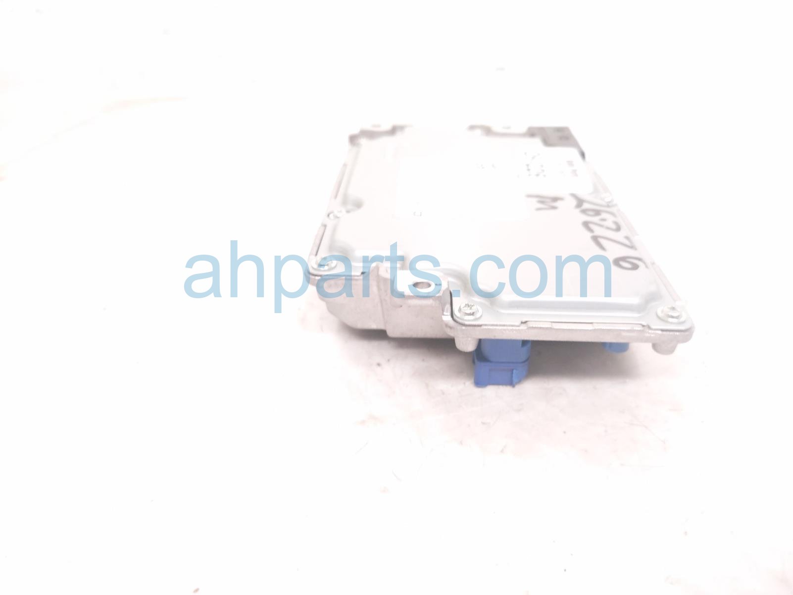 2020 Ford Explorer Telematics Transceiver Control Unit LB5T 14G371 MCK Replacement 2020 Ford Explorer Telematics Transceiver Control Unit LB5T 14G371 MCK Replacement thumbnail