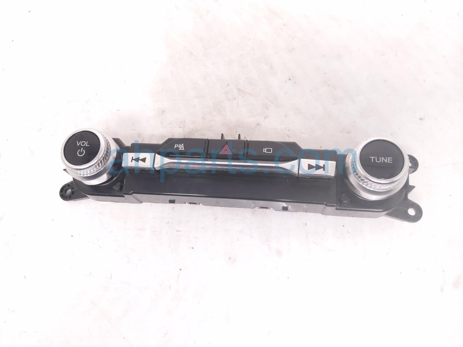 2020 Ford Explorer Navi Radio Control Sw Panel ctr LB5T 18K811 CK Replacement 2020 Ford Explorer Navi Radio Control Sw Panel ctr LB5T 18K811 CK Replacement thumbnail