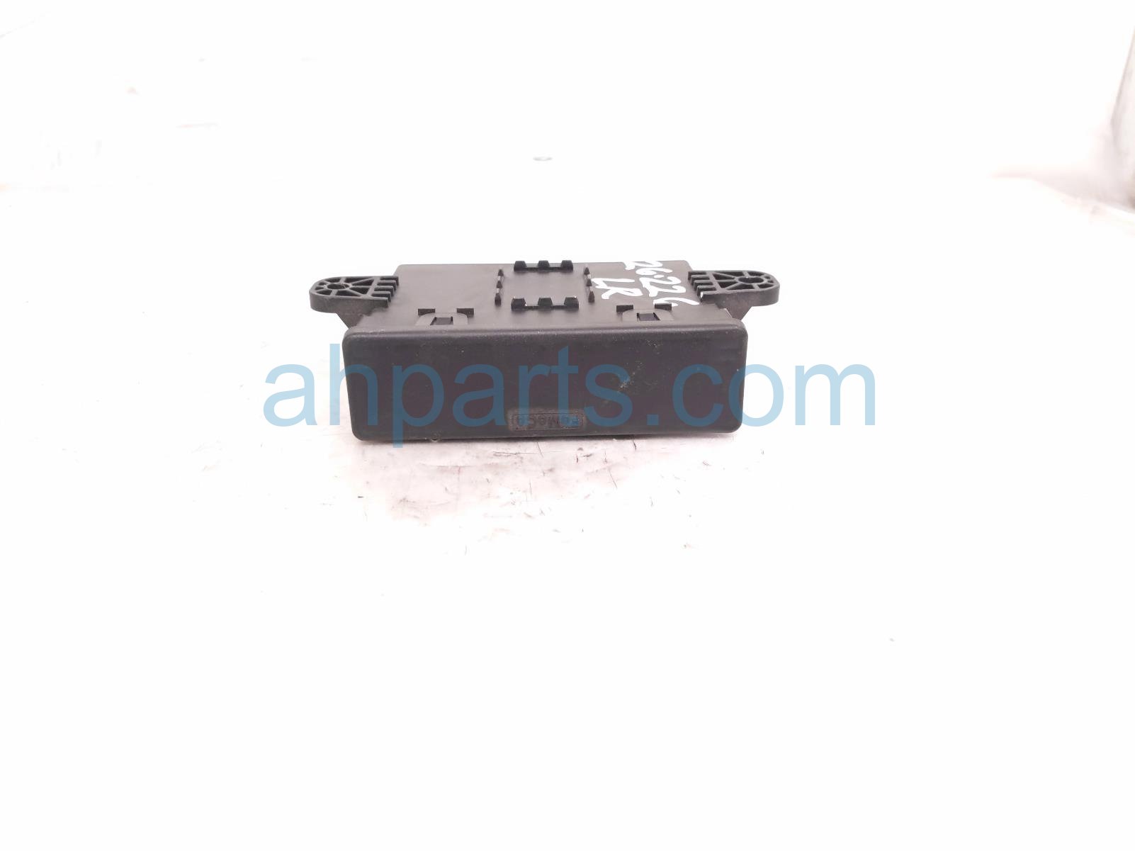 2020 Ford Explorer Power Liftgate Control Module JX7T 14B673 AP Replacement 2020 Ford Explorer Power Liftgate Control Module JX7T 14B673 AP Replacement thumbnail