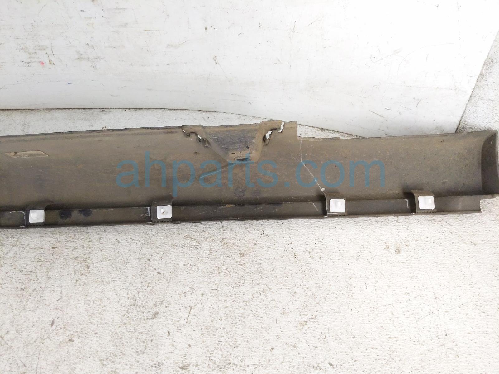 2024 Honda HR V Rocker Trim Driver Side Skirt / Molding Black 71850 3W0 A00 Replacement 2024 Honda HR V Rocker Trim Driver Side Skirt / Molding Black 71850 3W0 A00 Replacement thumbnail