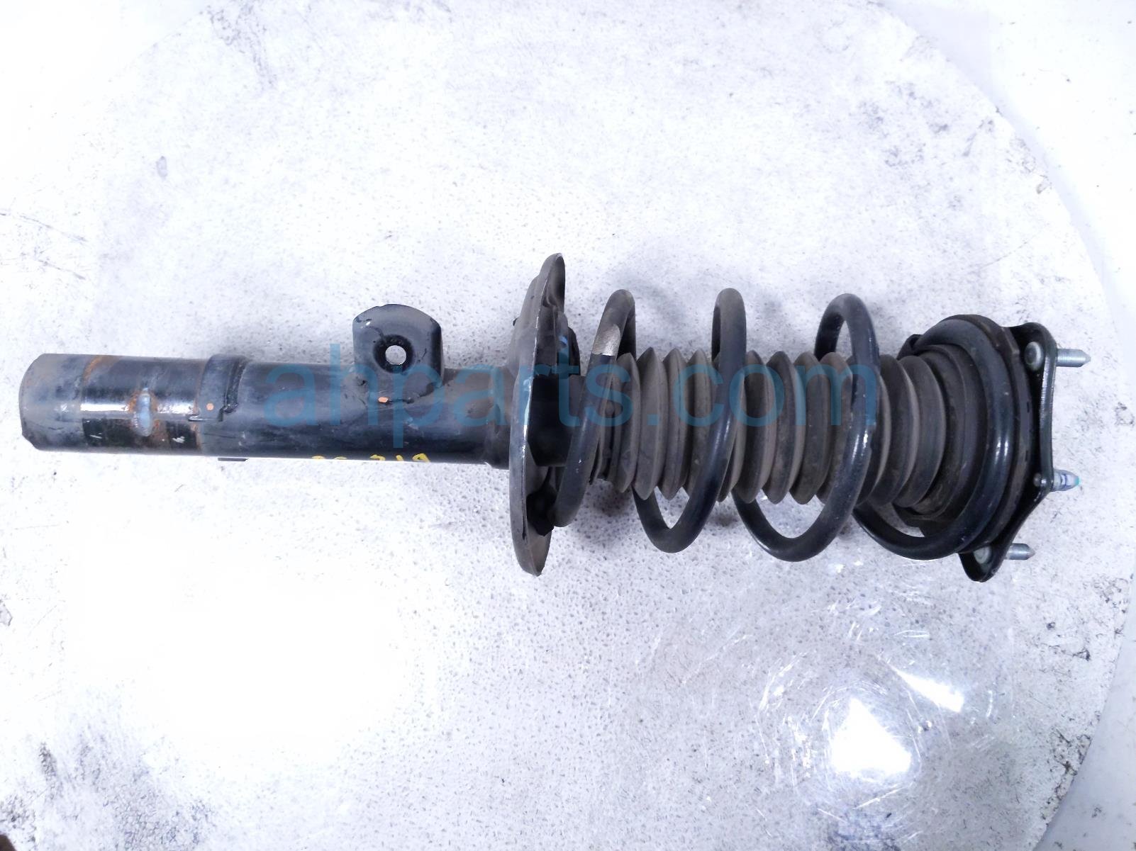 2024 Honda HR V Front Passenger Strut Absorber + Spring 51611 3W0 A01 Replacement 2024 Honda HR V Front Passenger Strut Absorber + Spring 51611 3W0 A01 Replacement thumbnail