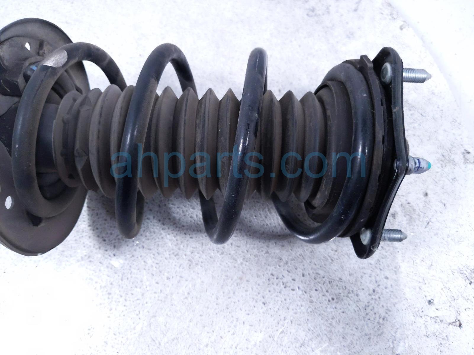 2024 Honda HR V Front Passenger Strut Absorber + Spring 51611 3W0 A01 Replacement 2024 Honda HR V Front Passenger Strut Absorber + Spring 51611 3W0 A01 Replacement thumbnail