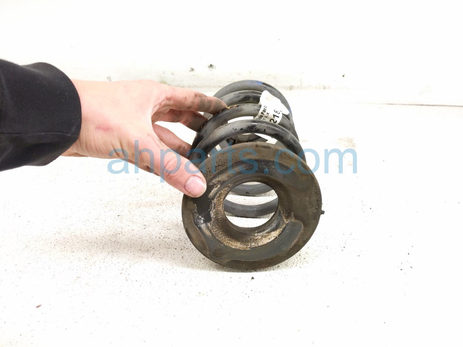 2021 Acura ILX Strut / / Shock Absorber Rear Passenger Coil Spring 2.4l Fwd 52441 T3R A01 Replacement 2021 Acura ILX Strut / / Shock Absorber Rear Passenger Coil Spring 2.4l Fwd 52441 T3R A01 Replacement thumbnail