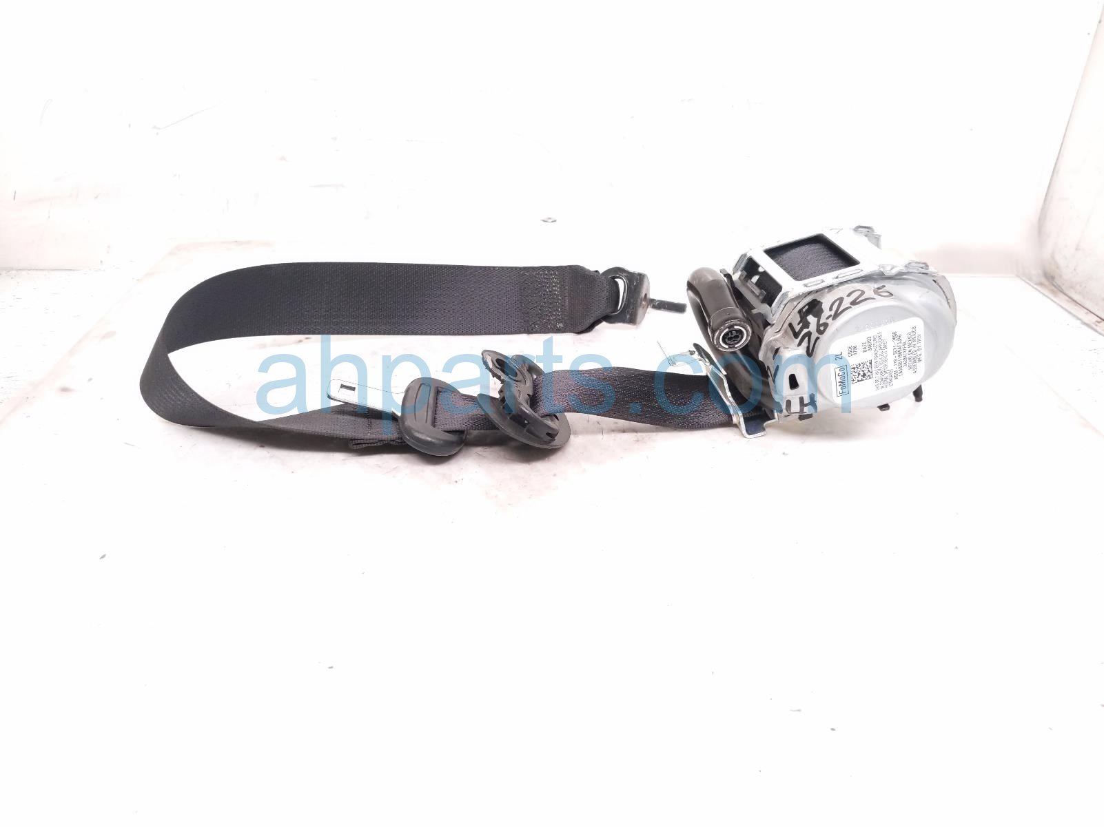 2020 Ford Explorer Rear 2nd Row Driver Seat Belt Black LB5Z 78611B69 AA Replacement 2020 Ford Explorer Rear 2nd Row Driver Seat Belt Black LB5Z 78611B69 AA Replacement thumbnail