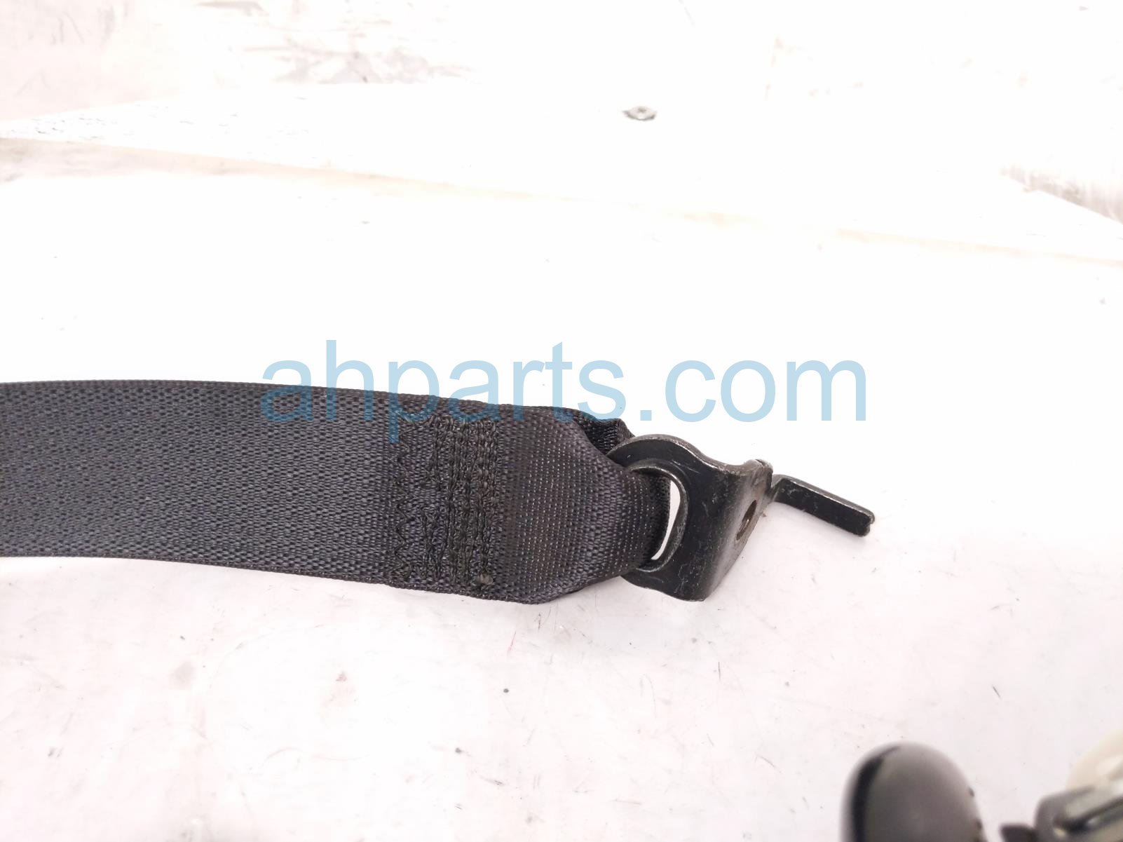 2020 Ford Explorer Rear 2nd Row Driver Seat Belt Black LB5Z 78611B69 AA Replacement 2020 Ford Explorer Rear 2nd Row Driver Seat Belt Black LB5Z 78611B69 AA Replacement thumbnail
