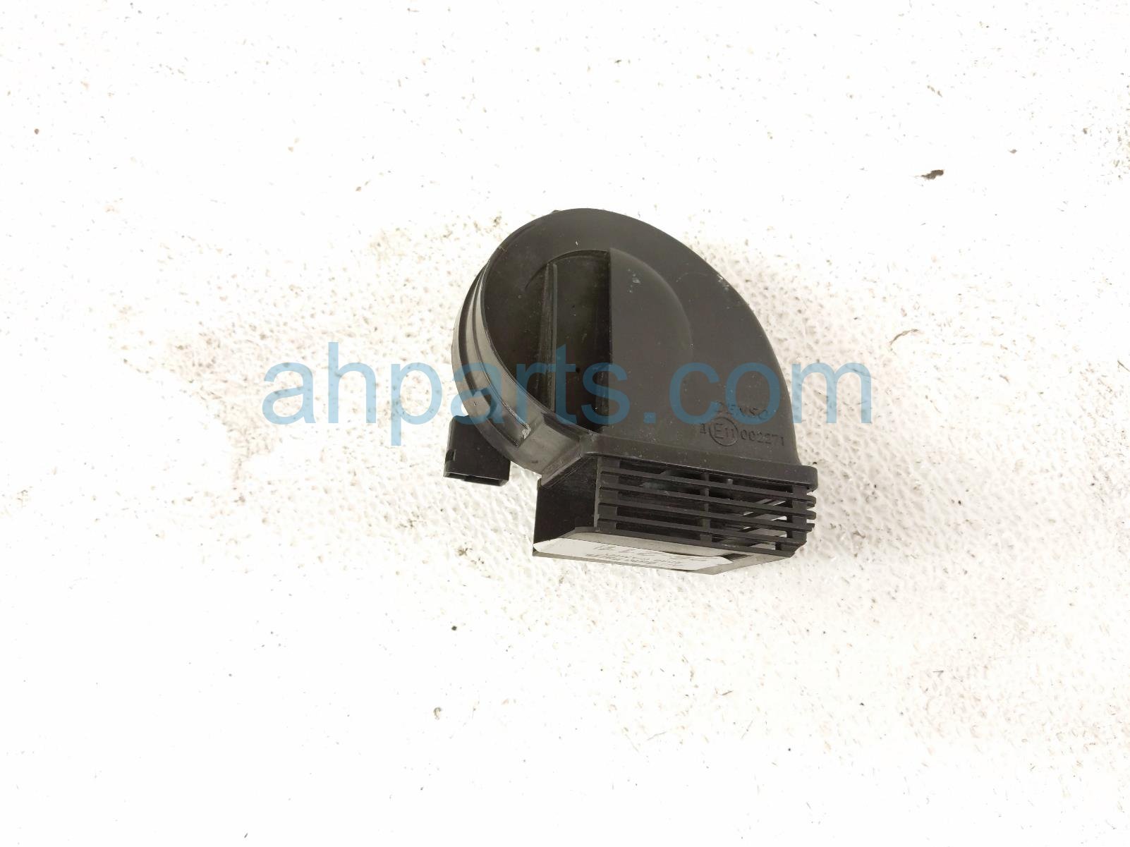 Toyota LOW PITCH NOTE HORN