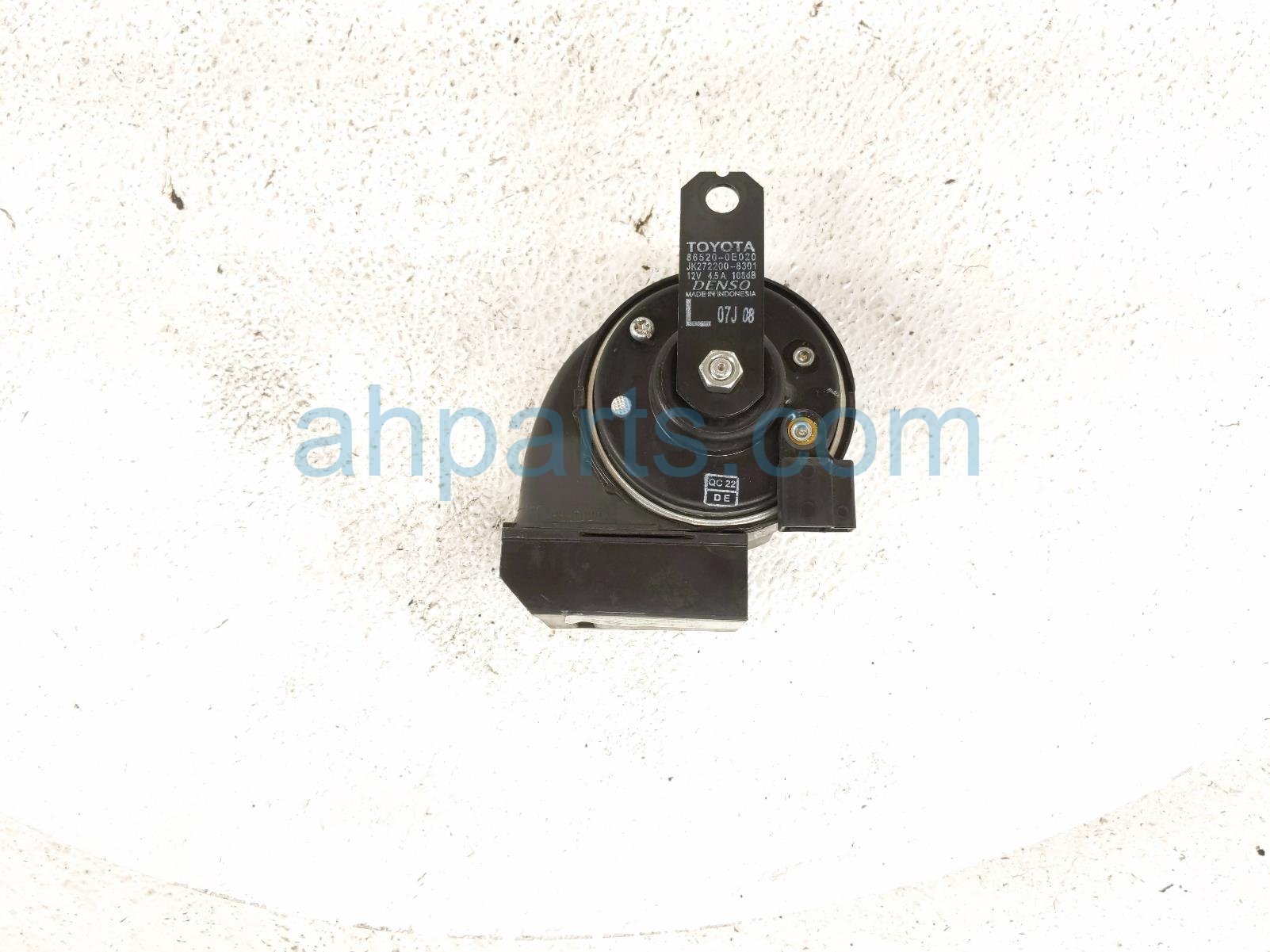 2026 Toyota Camry Low Pitch Note Horn 86520 0E020 Replacement 2026 Toyota Camry Low Pitch Note Horn 86520 0E020 Replacement thumbnail