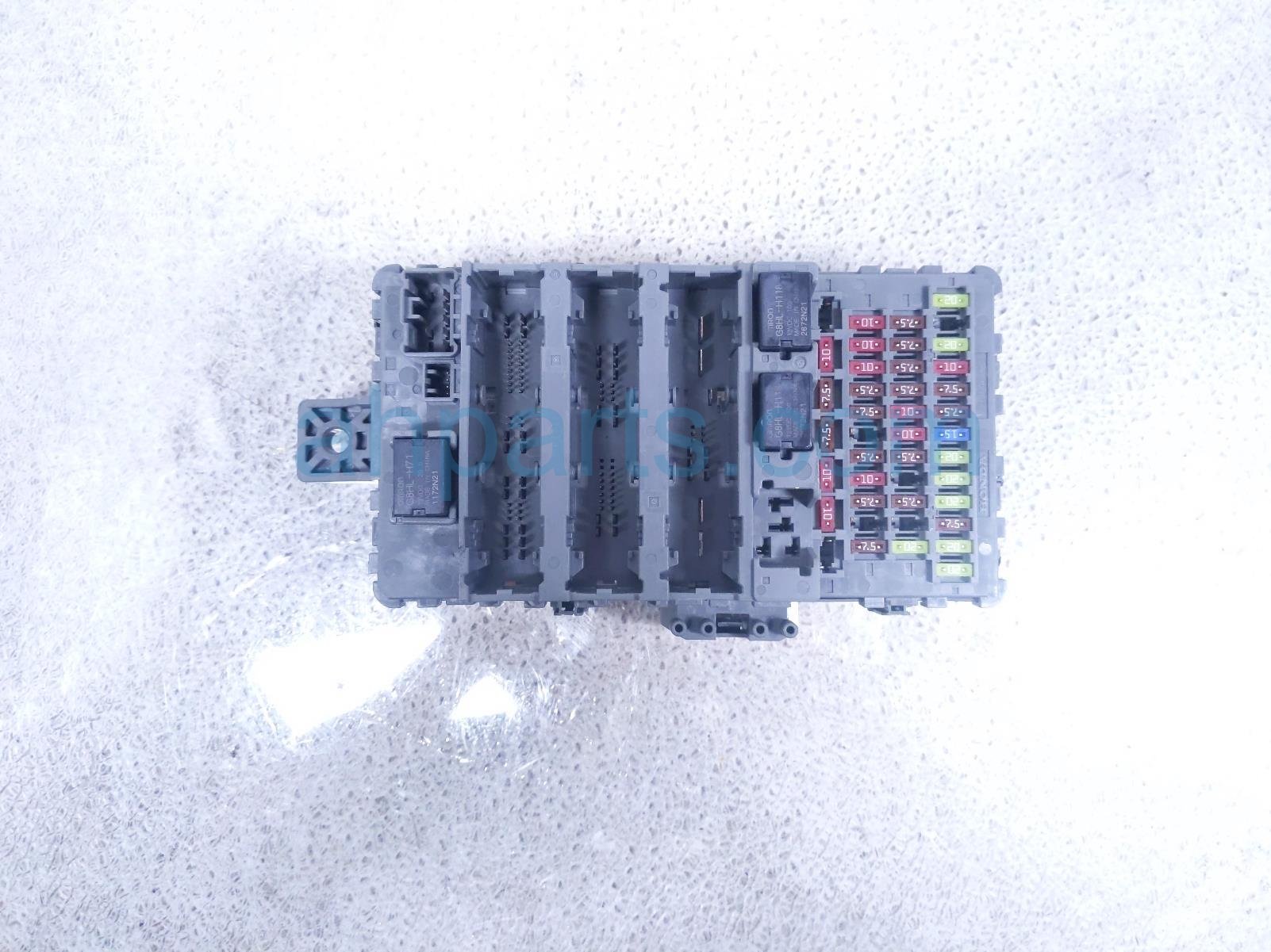 Honda LH CABIN FUSE BOX - SPORT 3.5L AWD