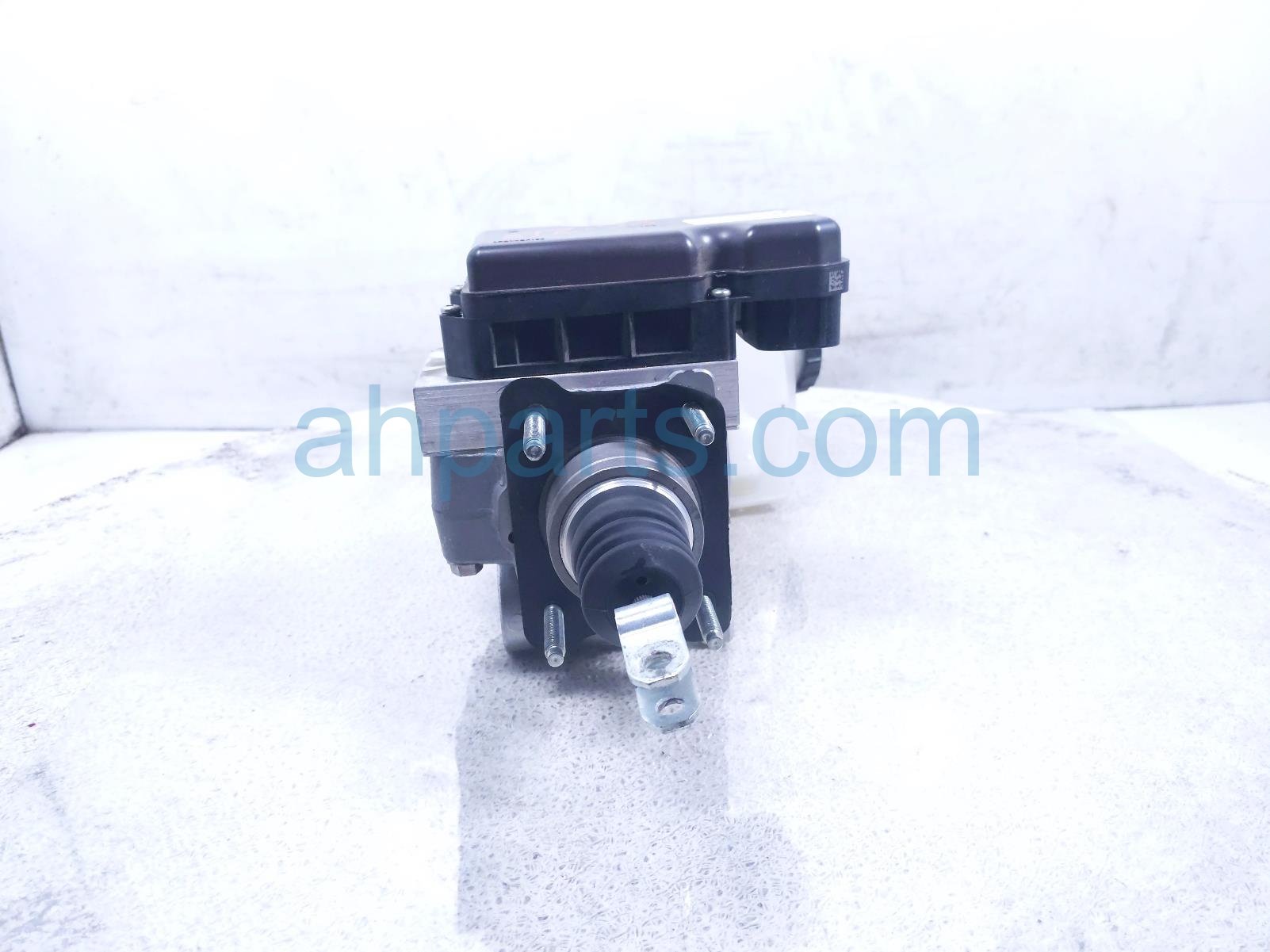2020 Toyota Avalon Power Booster Electric Brake Master Cylinder 47050 41091 Replacement 2020 Toyota Avalon Power Booster Electric Brake Master Cylinder 47050 41091 Replacement thumbnail