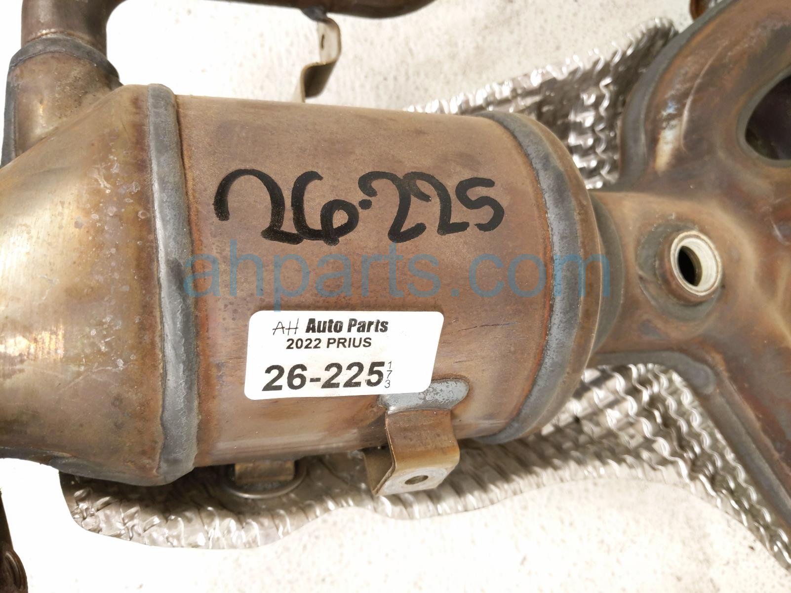 2022 Toyota Prius Catalytic Exhaust Manifold W/conv 1.8l Fwd 17141 37201 Replacement 2022 Toyota Prius Catalytic Exhaust Manifold W/conv 1.8l Fwd 17141 37201 Replacement thumbnail