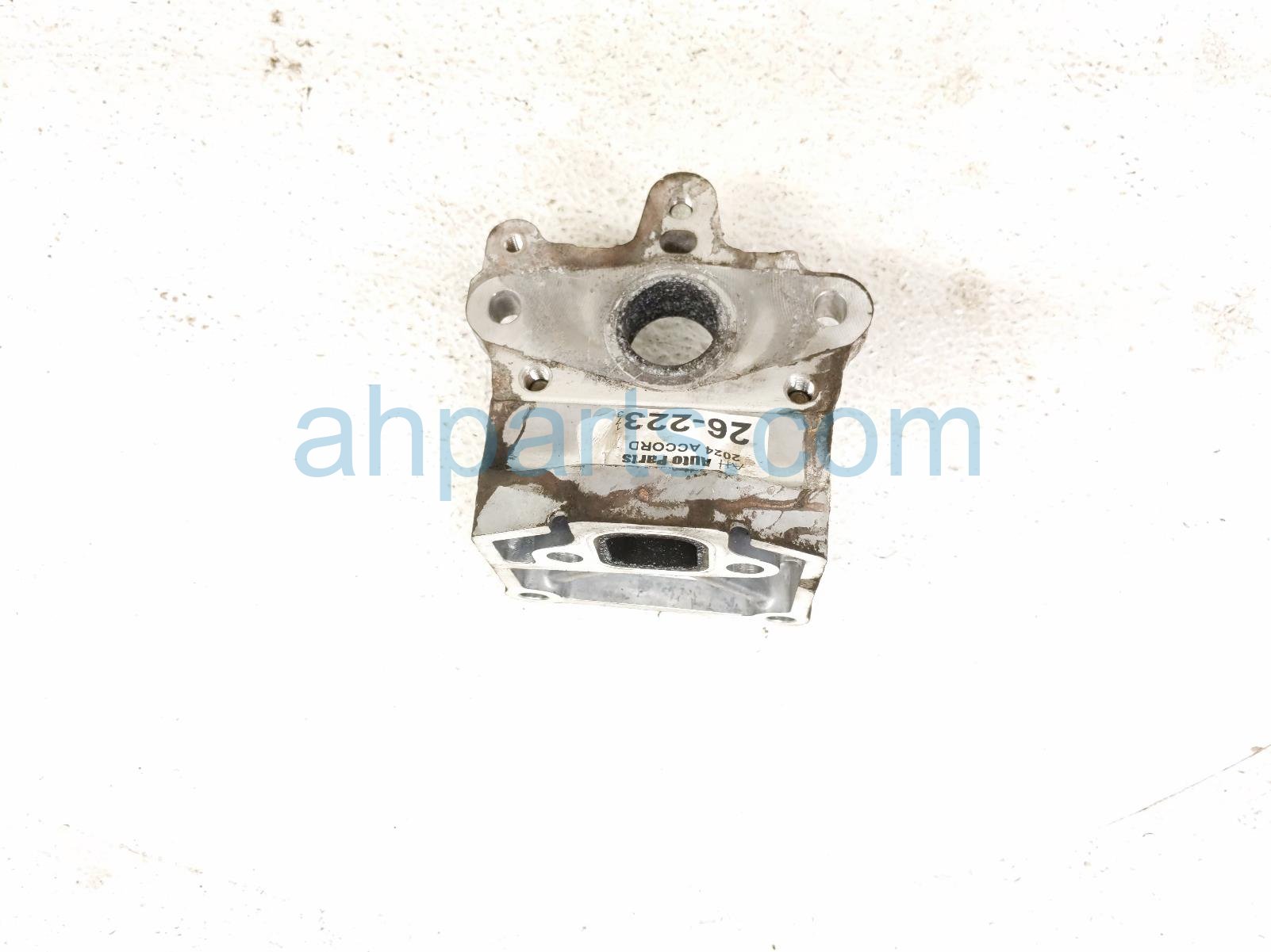 2024 Honda Accord Egr Valve Passage Hybrid 2.0l 18711 6MA J00 Replacement 2024 Honda Accord Egr Valve Passage Hybrid 2.0l 18711 6MA J00 Replacement thumbnail