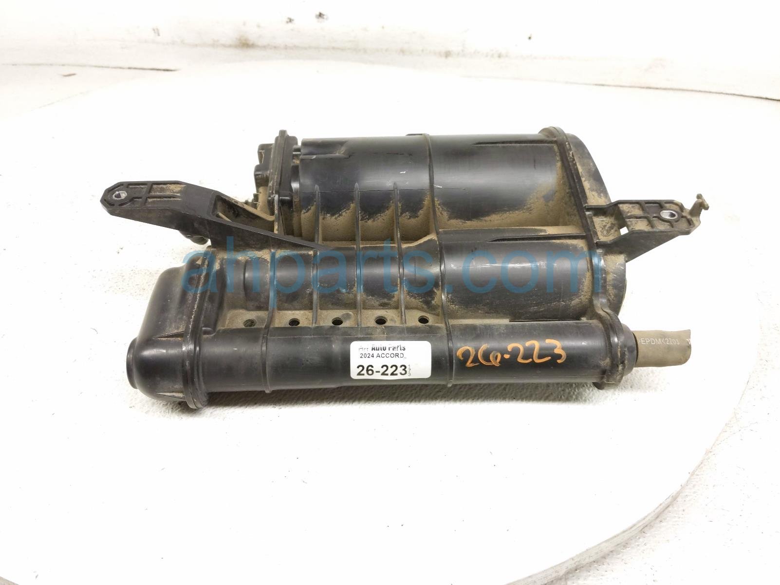 2024 Honda Accord Fuel Vapor Charcoal Canister hybrid 1730A 30B A00 Replacement 2024 Honda Accord Fuel Vapor Charcoal Canister hybrid 1730A 30B A00 Replacement thumbnail