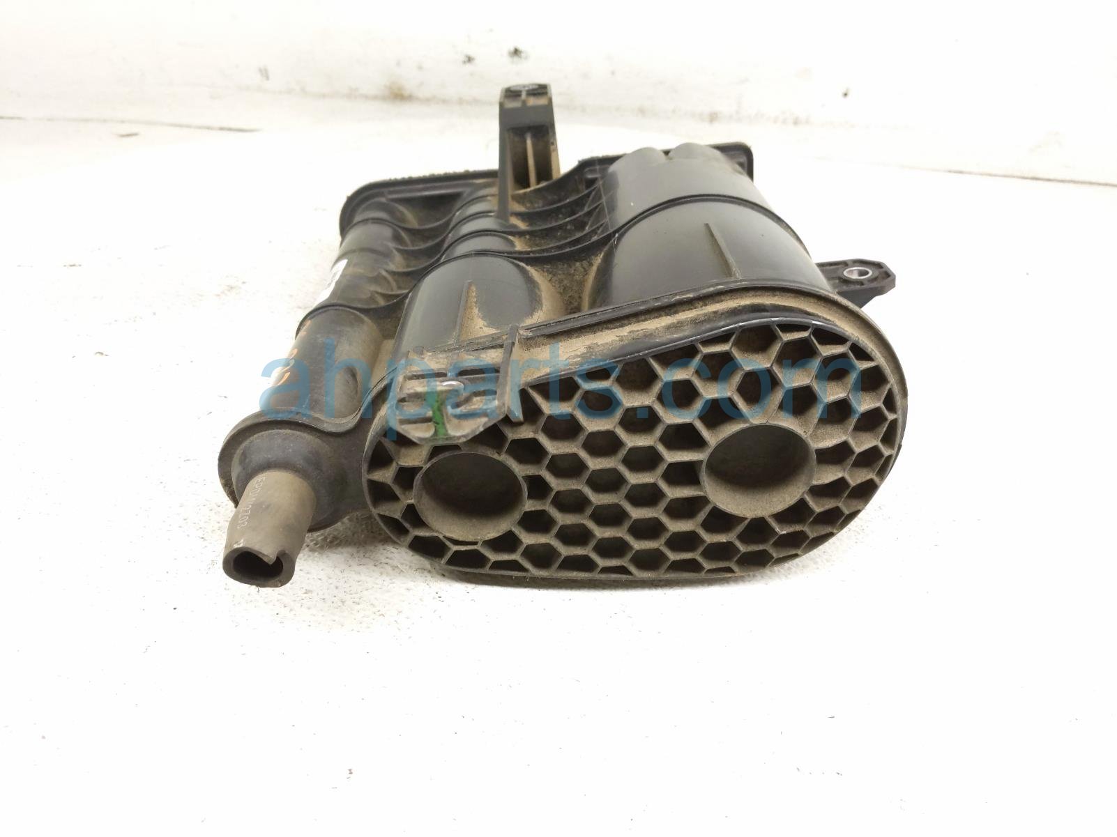 2024 Honda Accord Fuel Vapor Charcoal Canister hybrid 1730A 30B A00 Replacement 2024 Honda Accord Fuel Vapor Charcoal Canister hybrid 1730A 30B A00 Replacement thumbnail
