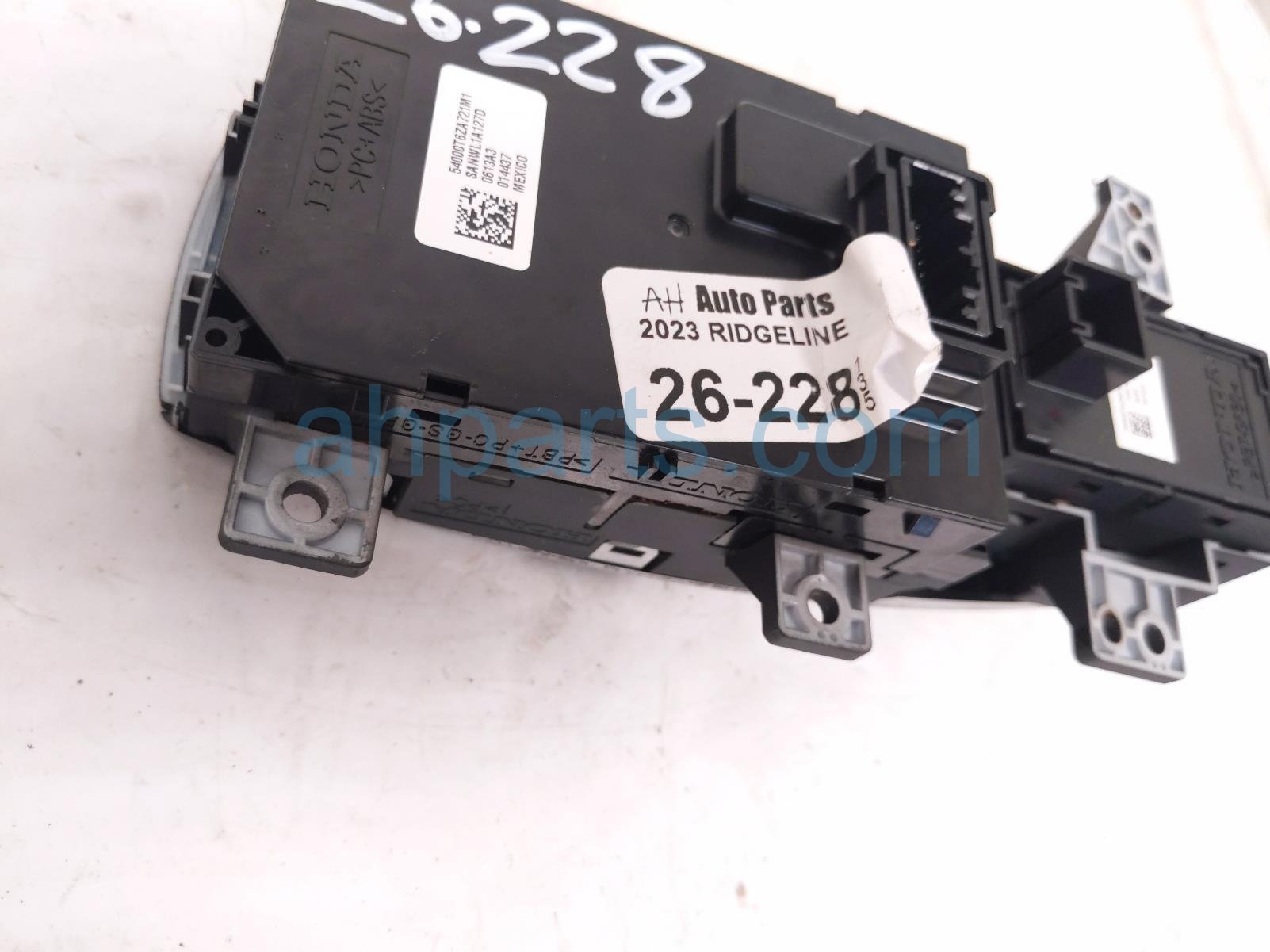 2023 Honda Ridgeline Shifter Gear Selector Switch Assy 54100 TG7 A56ZA Replacement 2023 Honda Ridgeline Shifter Gear Selector Switch Assy 54100 TG7 A56ZA Replacement thumbnail