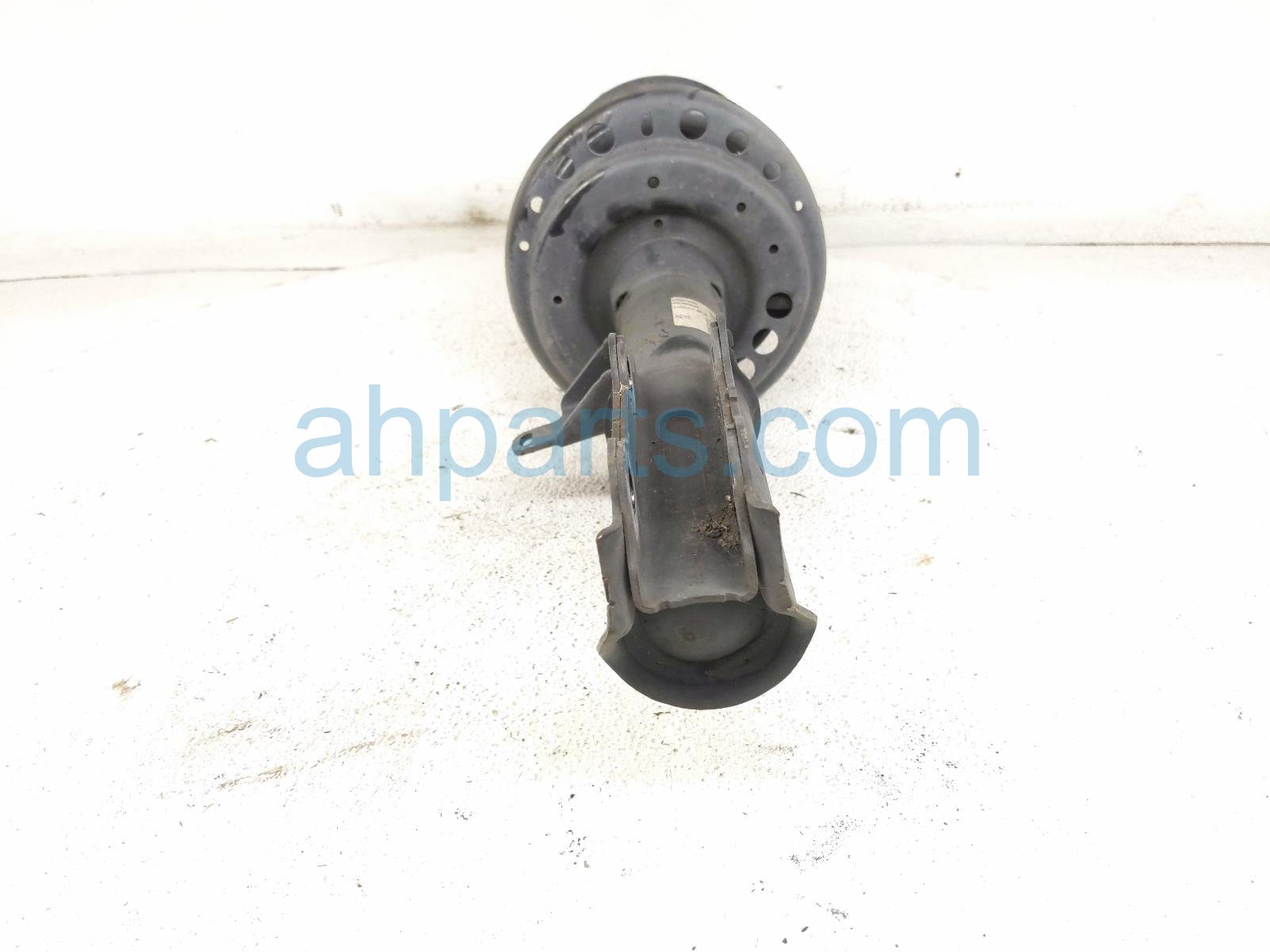 2021 Chevy Blazer Front Passenger Strut Absorber + Spring 84578468 Replacement 2021 Chevy Blazer Front Passenger Strut Absorber + Spring 84578468 Replacement thumbnail