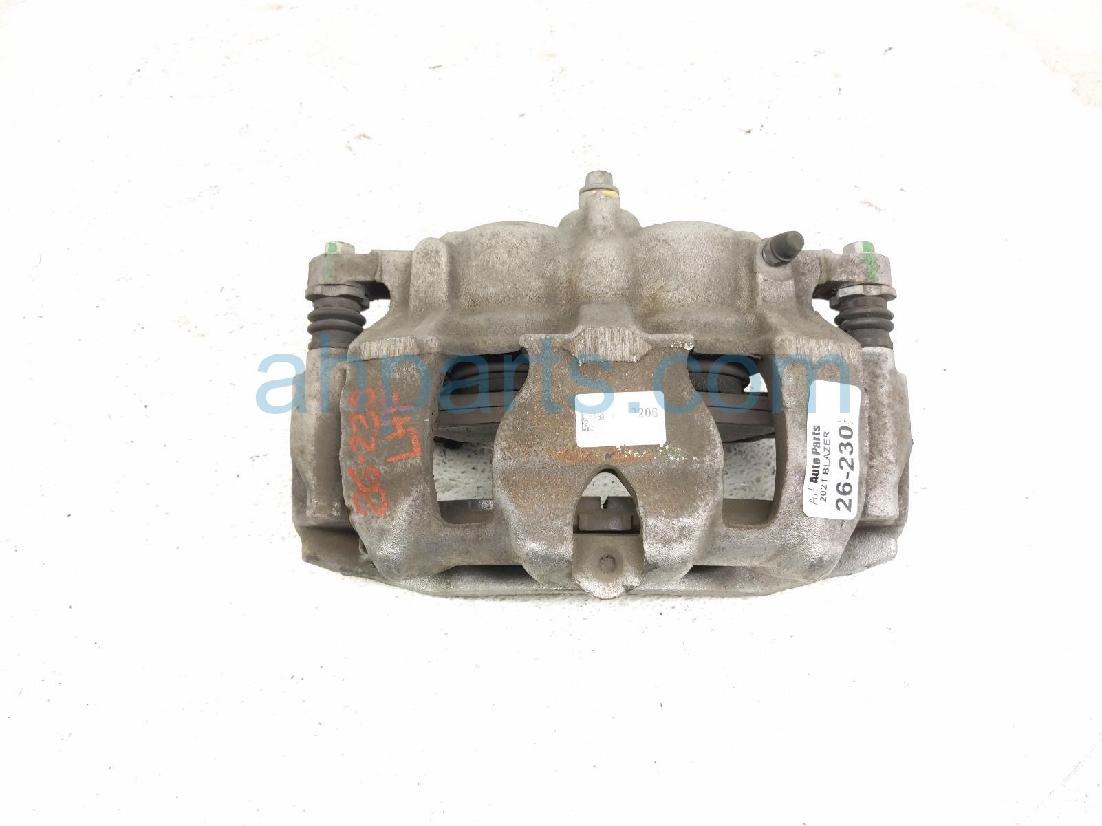 2021 Chevy Blazer Core Core Front Driver Brake Caliper 13542336 Replacement 2021 Chevy Blazer Core Core Front Driver Brake Caliper 13542336 Replacement thumbnail