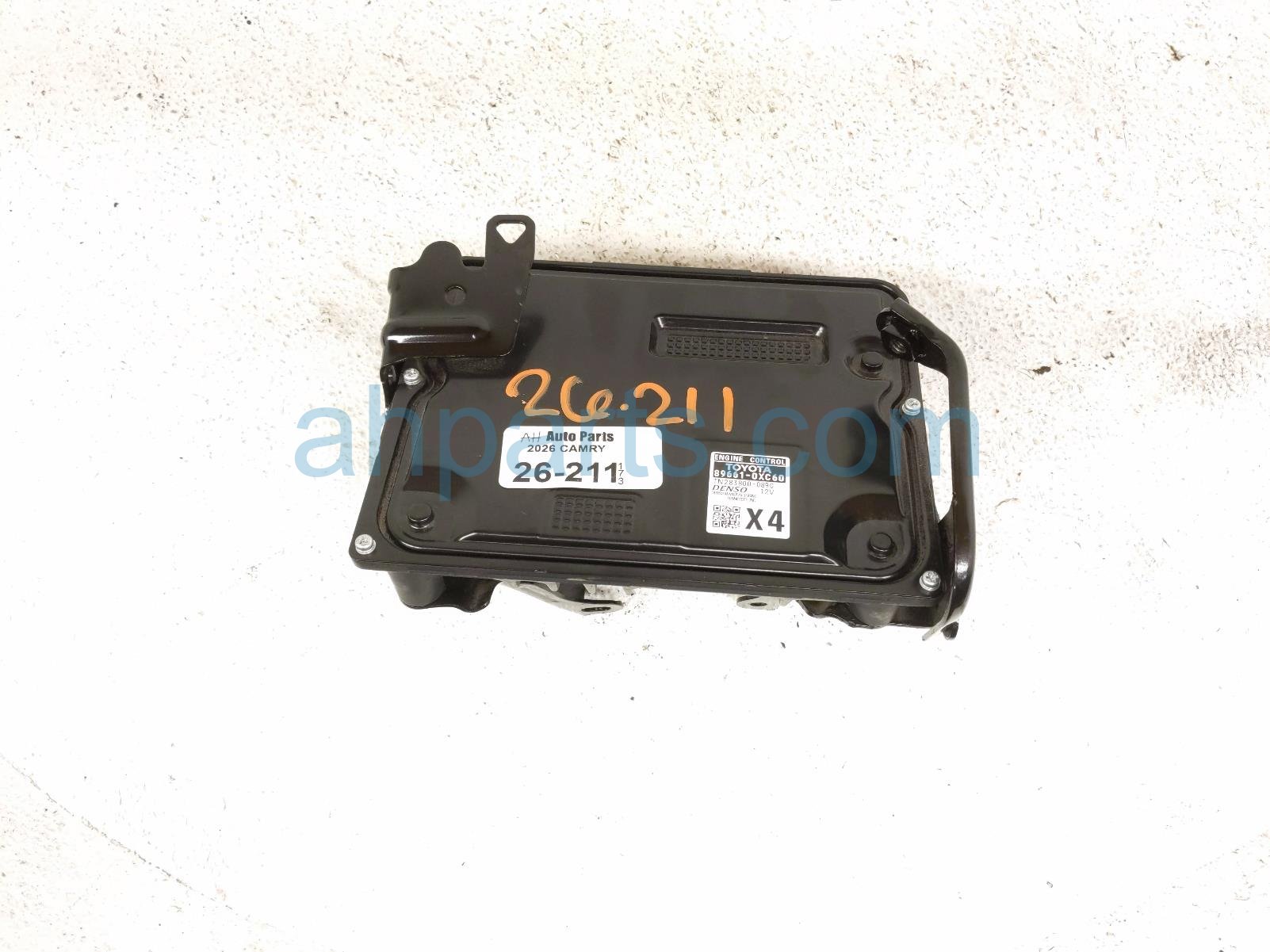 ENGINE CONTROL MODULE - 2.5L AT FWD