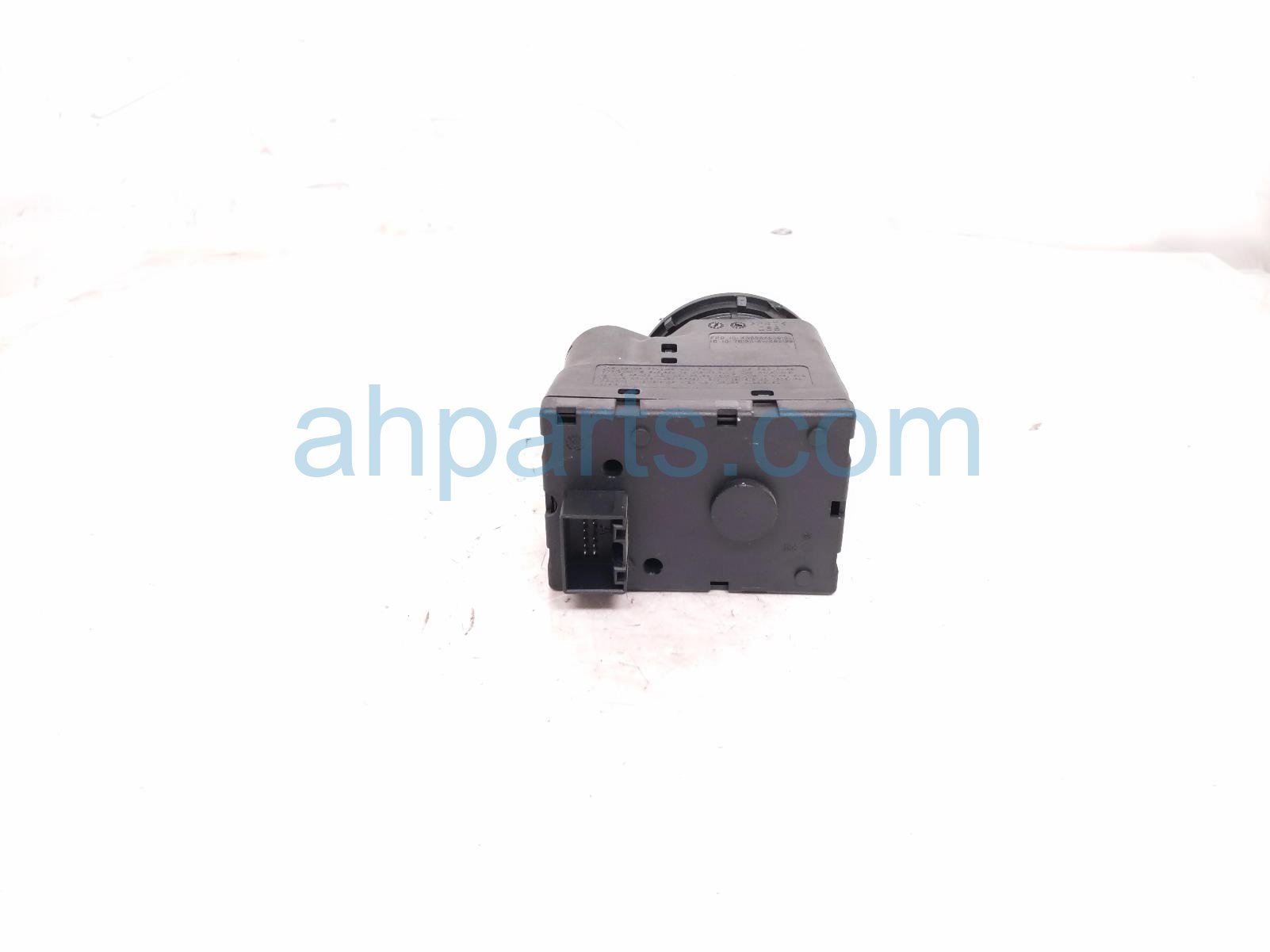 2011 Porsche Panamera Column Ignition Switch W/o Key 7PP 905 865 H Replacement 2011 Porsche Panamera Column Ignition Switch W/o Key 7PP 905 865 H Replacement thumbnail