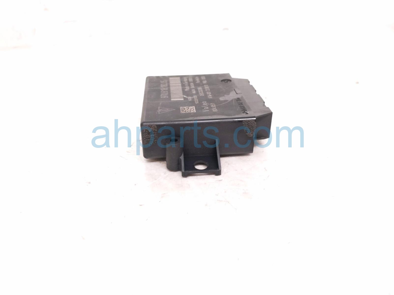 2011 Porsche Panamera Park Assist Control Module 970 618 183 06 Replacement 2011 Porsche Panamera Park Assist Control Module 970 618 183 06 Replacement thumbnail