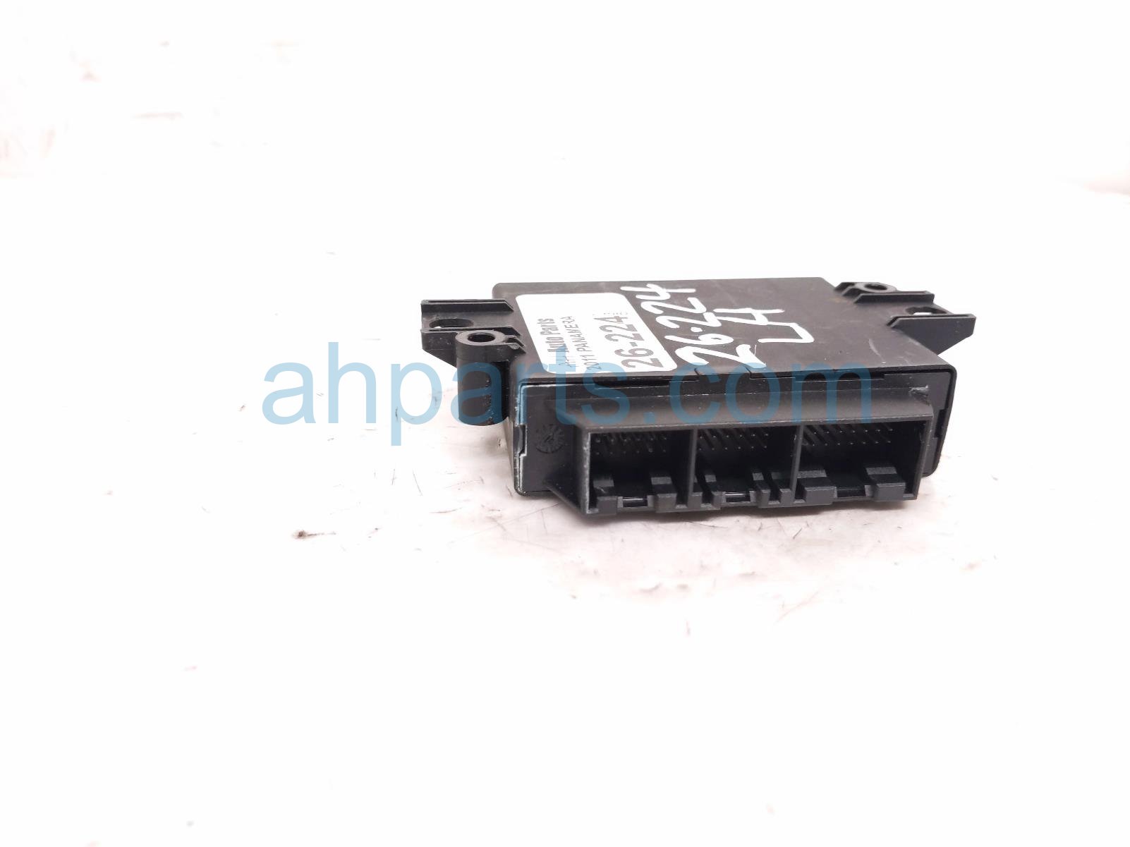2011 Porsche Panamera Park Assist Control Module 970 618 183 06 Replacement 2011 Porsche Panamera Park Assist Control Module 970 618 183 06 Replacement thumbnail