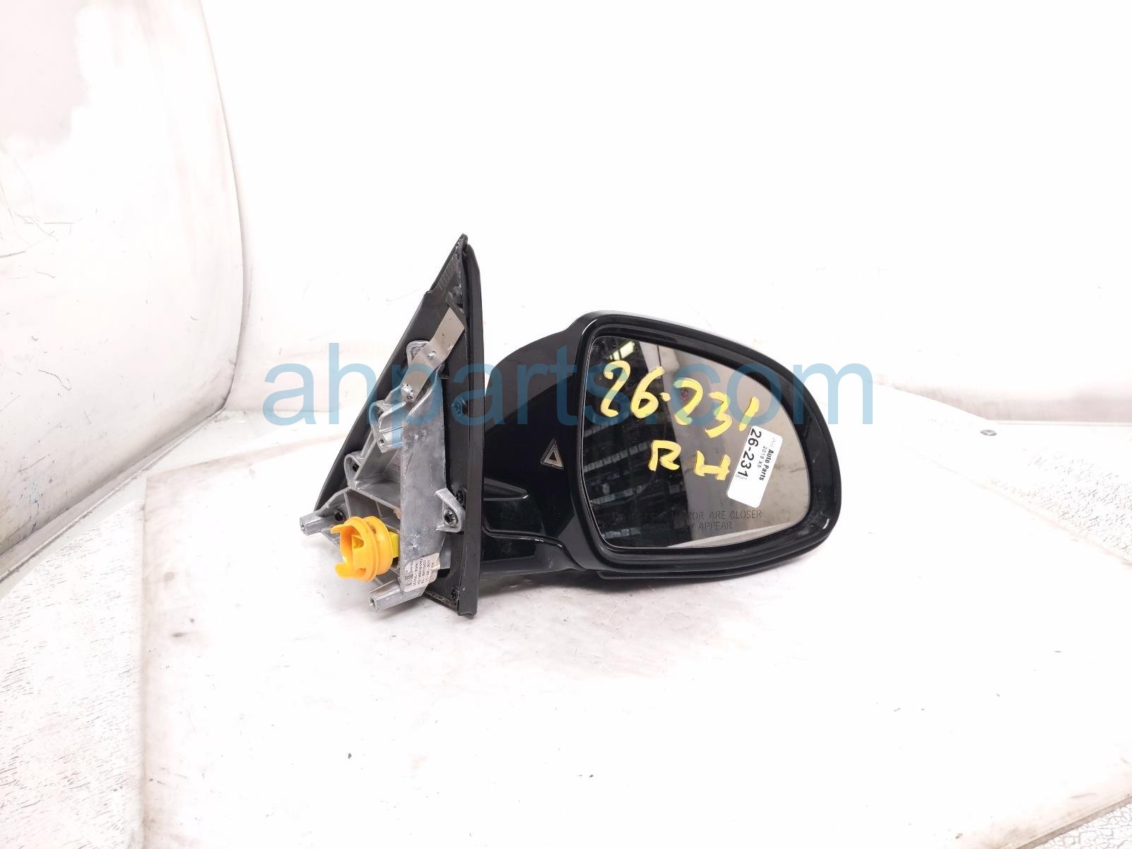 2018 BMW X5 Rear Passenger Side View Mirror White 51167479026 Replacement 2018 BMW X5 Rear Passenger Side View Mirror White 51167479026 Replacement thumbnail