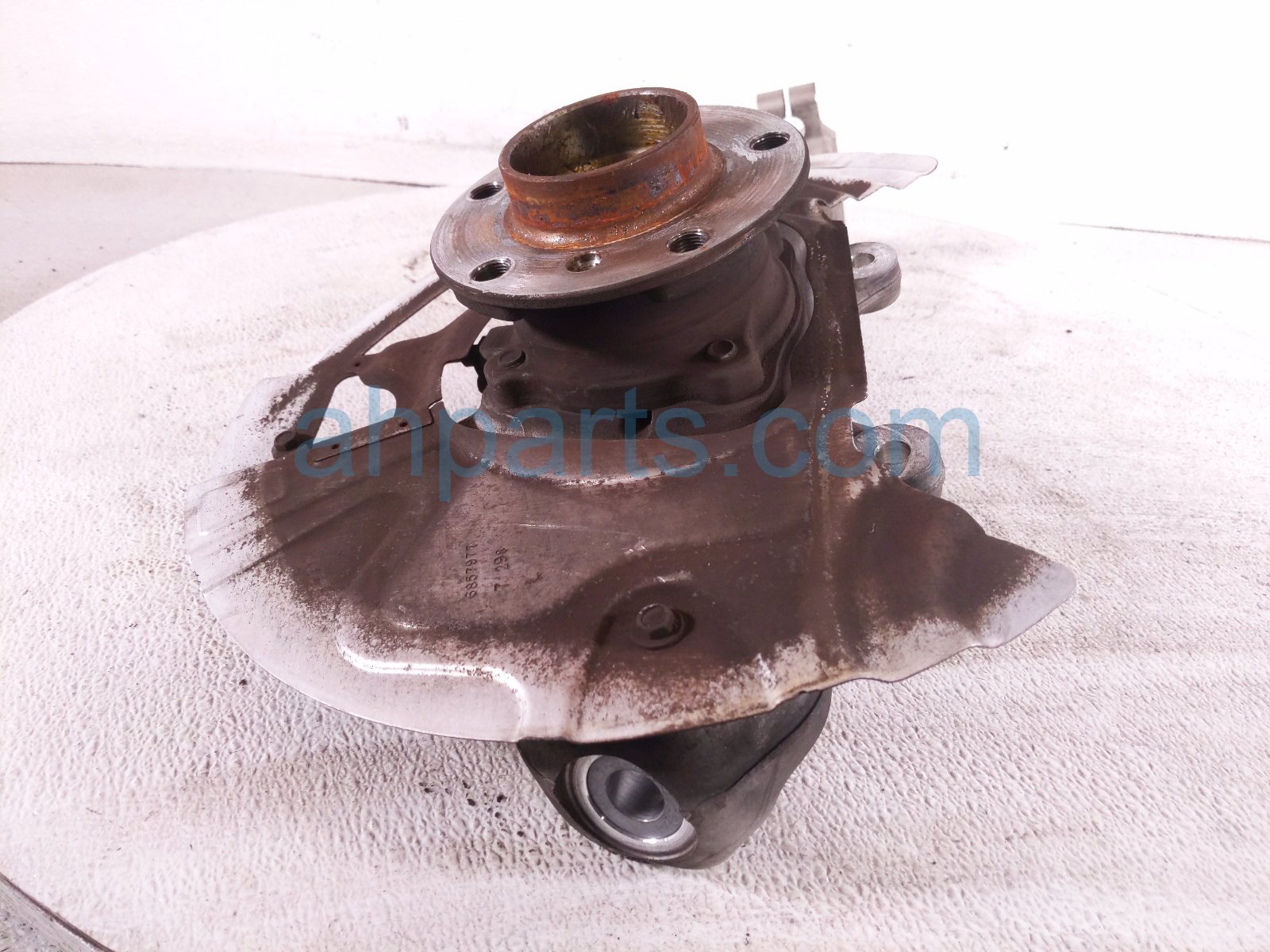 2018 BMW X5 Front Driver Spindle Knuckle Hub Rwd 31216869869 Replacement 2018 BMW X5 Front Driver Spindle Knuckle Hub Rwd 31216869869 Replacement thumbnail