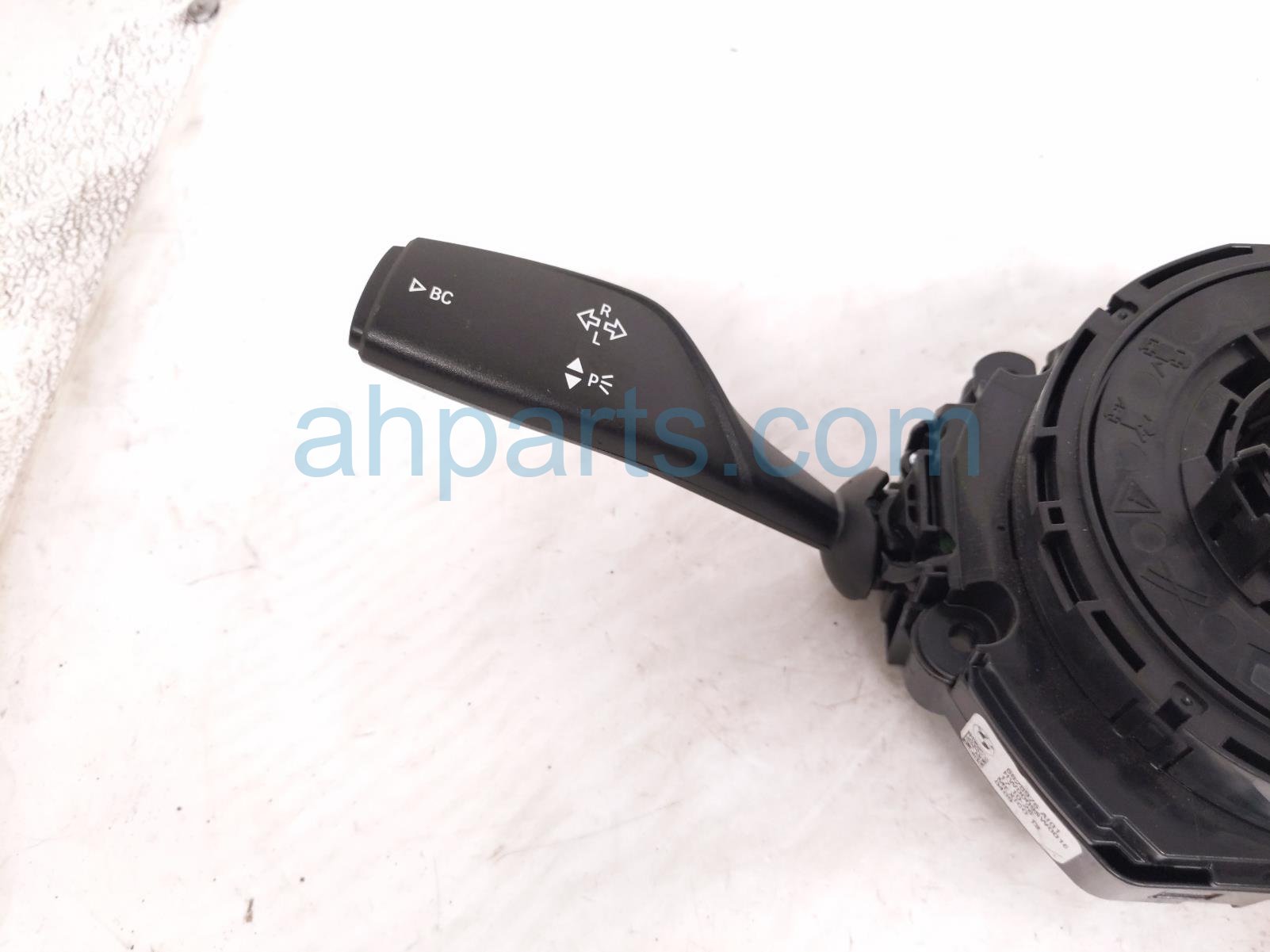 2018 BMW X5 Wiper & Signal Combo Column Switch 61319164419 Replacement 2018 BMW X5 Wiper & Signal Combo Column Switch 61319164419 Replacement thumbnail