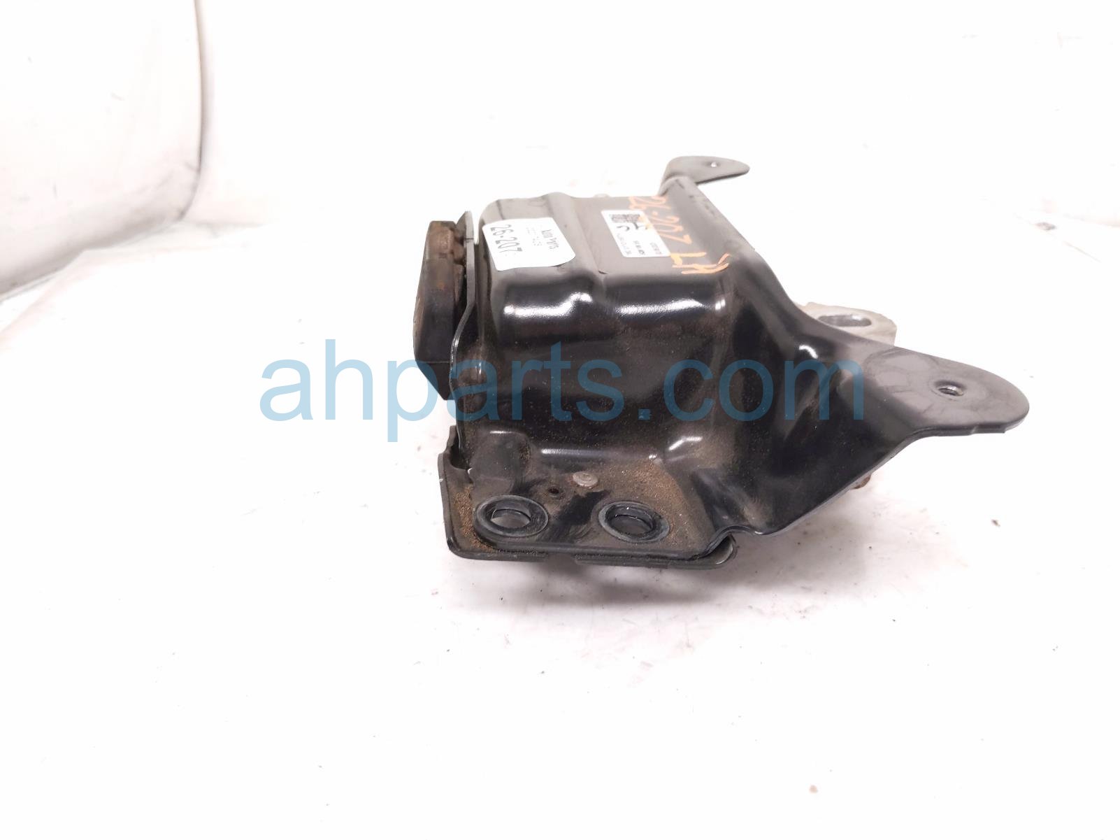 2023 Volkswagen Taos Engine/motor Driver Side Engine Mount 1.5t Fwd 5WA 199 262 S Replacement 2023 Volkswagen Taos Engine/motor Driver Side Engine Mount 1.5t Fwd 5WA 199 262 S Replacement thumbnail