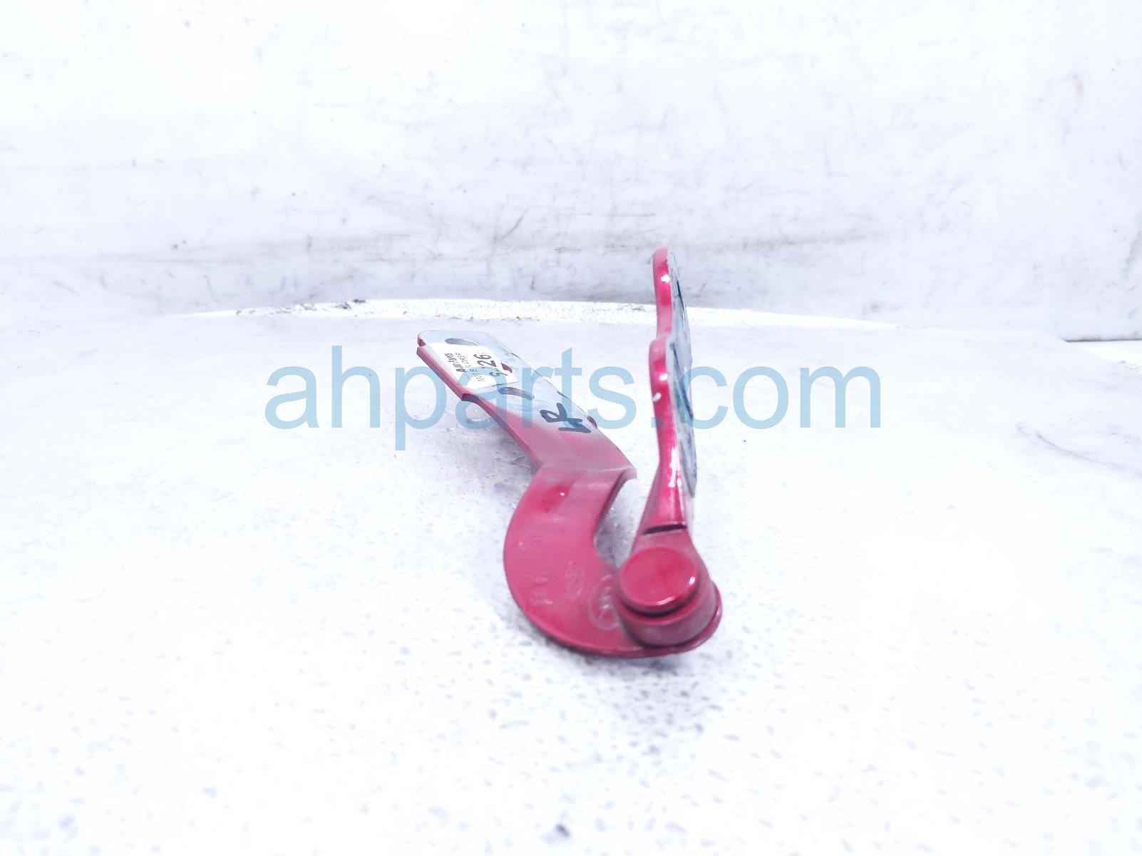 2020 Ford Explorer Driver Liftgate Hinge Red LB5Z 7842901 A Replacement 2020 Ford Explorer Driver Liftgate Hinge Red LB5Z 7842901 A Replacement thumbnail