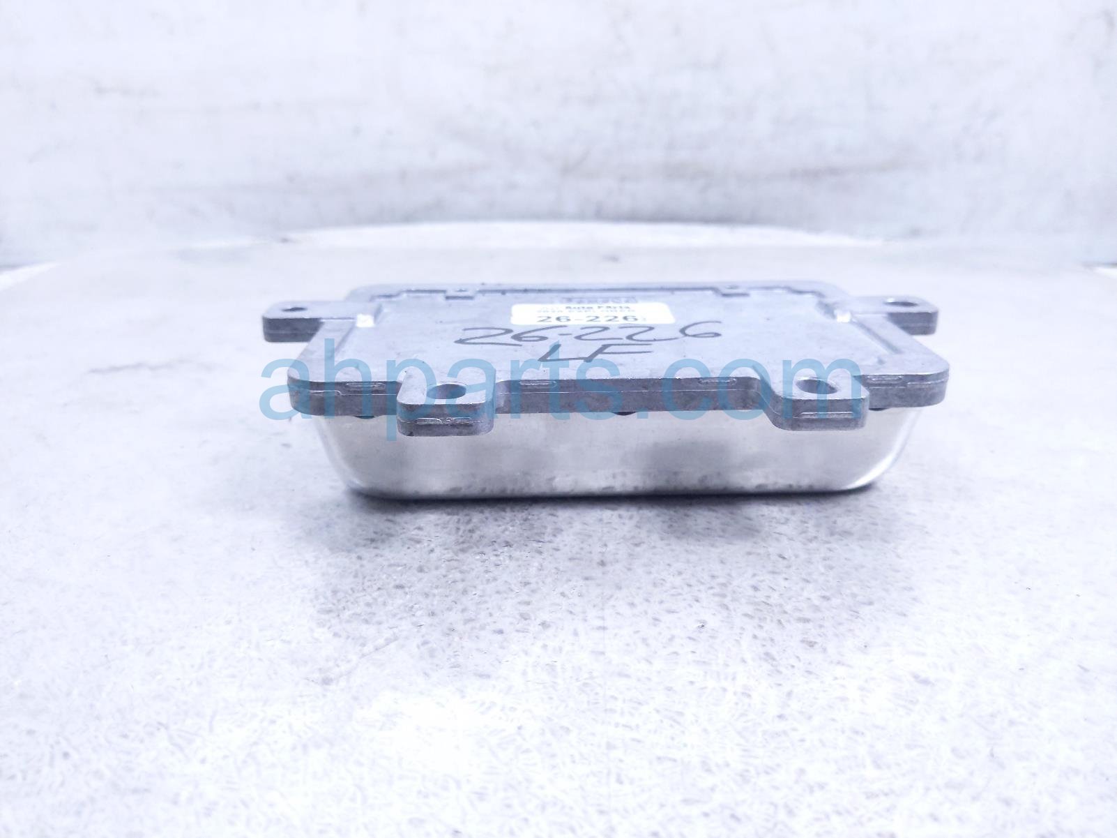2020 Ford Explorer Transfer Case Control Module Unit L1MZ 7P238 A Replacement 2020 Ford Explorer Transfer Case Control Module Unit L1MZ 7P238 A Replacement thumbnail
