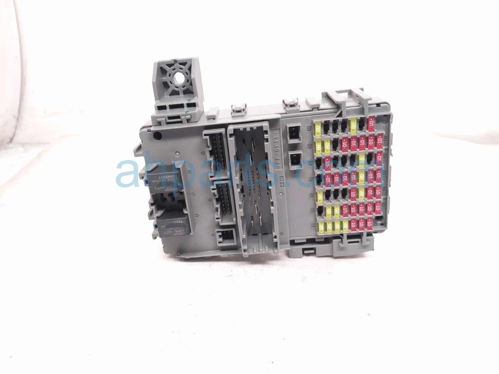 Honda LH CABIN FUSE / JUNCTION BOX - SPORT