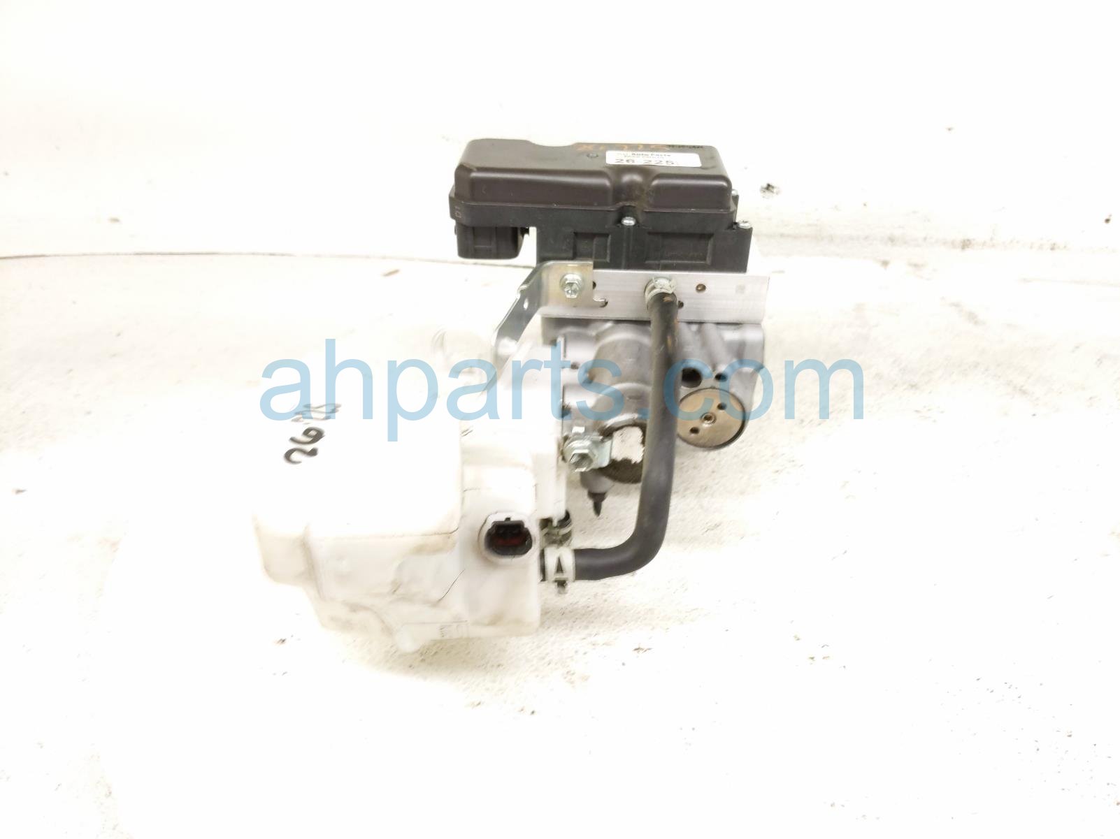 2022 Toyota Prius Power Booster Brake Master Cylinder Assy 47050 47G00 Replacement 2022 Toyota Prius Power Booster Brake Master Cylinder Assy 47050 47G00 Replacement thumbnail