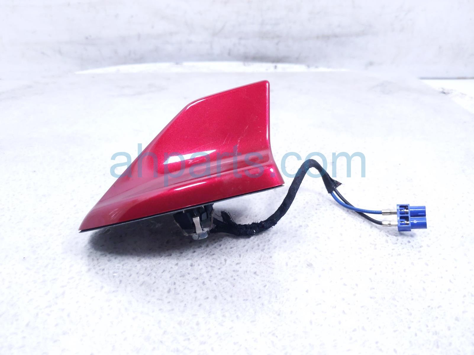 2020 Ford Explorer Roof Antenna Assy Red HS7Z 19A390 BSPTM Replacement 2020 Ford Explorer Roof Antenna Assy Red HS7Z 19A390 BSPTM Replacement thumbnail