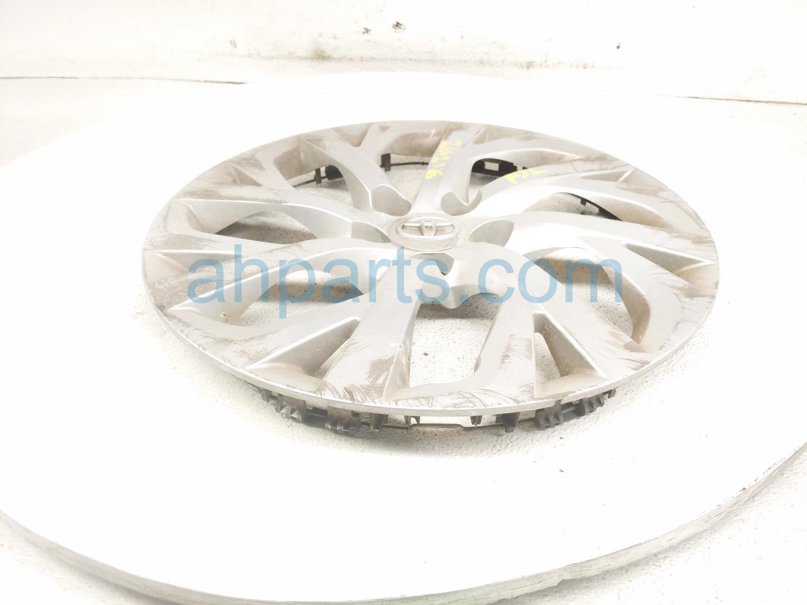 2018 Toyota Corolla Hub Cap Front Driver 16'' Wheel Cover 42602 02530 Replacement 2018 Toyota Corolla Hub Cap Front Driver 16'' Wheel Cover 42602 02530 Replacement thumbnail