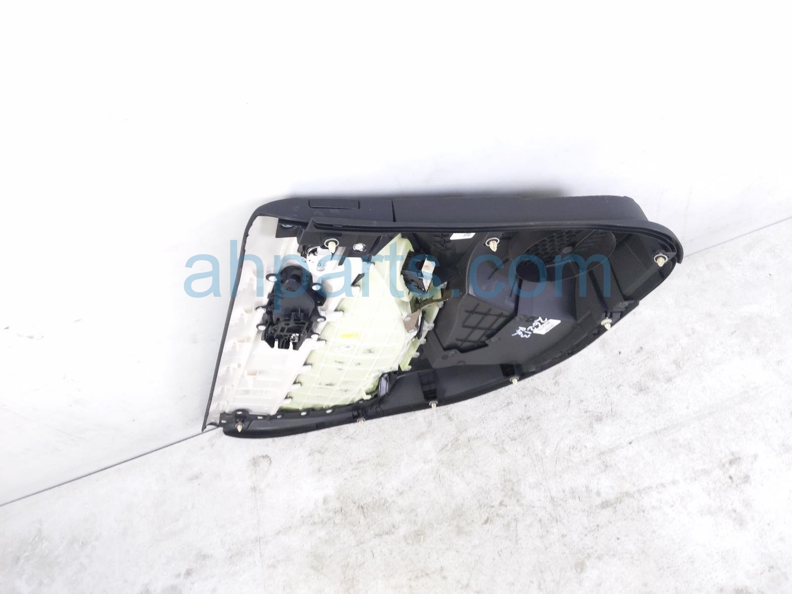2020 Toyota Avalon Liner Rear Passenger Inside Door Trim Panel Black 67030 07022 C7 Replacement 2020 Toyota Avalon Liner Rear Passenger Inside Door Trim Panel Black 67030 07022 C7 Replacement thumbnail