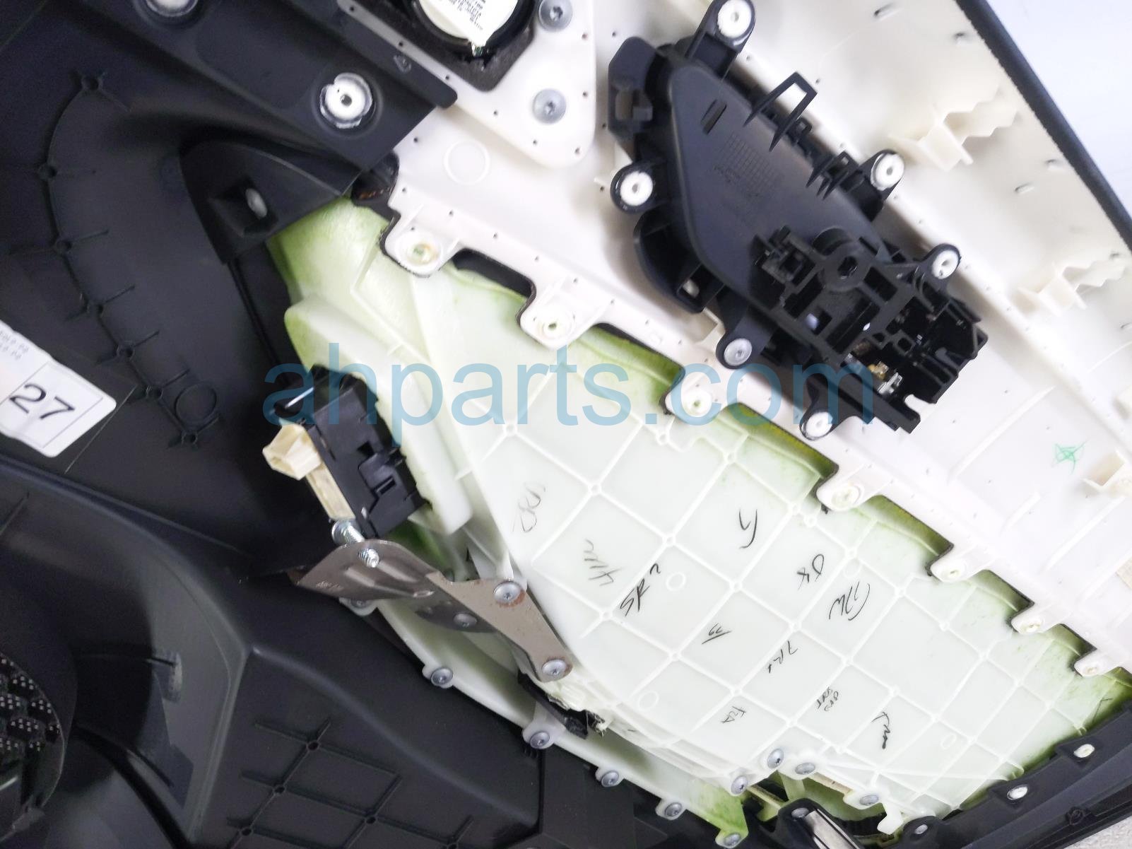 2020 Toyota Avalon Liner Rear Driver Inside Door Trim Panel Black 67040 07022 C7 Replacement 2020 Toyota Avalon Liner Rear Driver Inside Door Trim Panel Black 67040 07022 C7 Replacement thumbnail