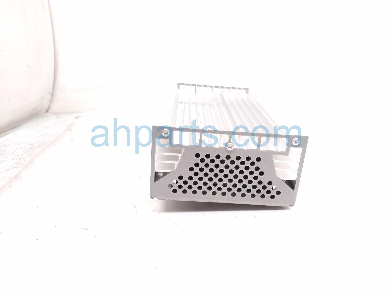 2018 BMW X5 Audio Amplifier Unit Harmon Becker 65129321075 Replacement 2018 BMW X5 Audio Amplifier Unit Harmon Becker 65129321075 Replacement thumbnail