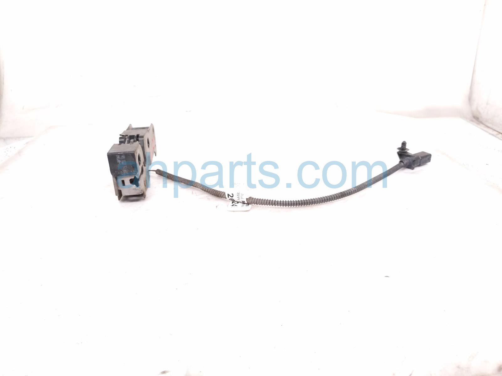 2011 Porsche Panamera Hood Lock / Latch Assy PAB 823 509 Replacement 2011 Porsche Panamera Hood Lock / Latch Assy PAB 823 509 Replacement thumbnail