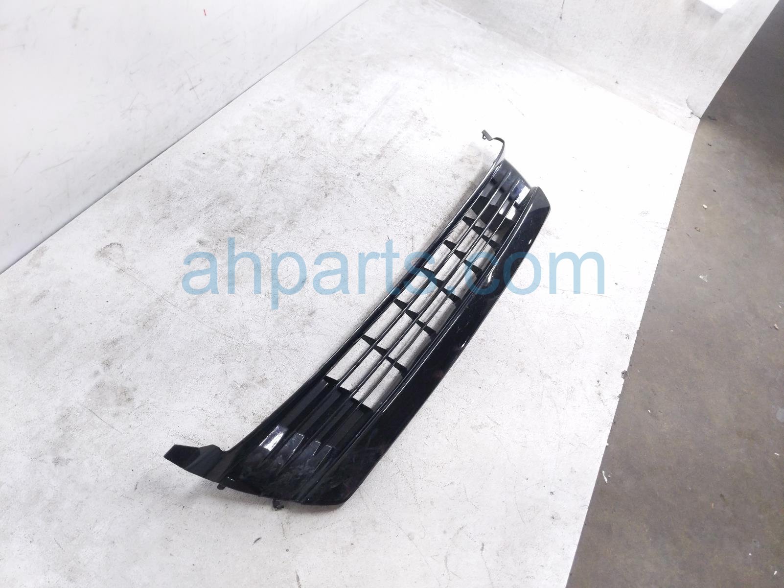 2022 Honda Passport Front Lower Bumper Grille Afmkt Replacement 2022 Honda Passport Front Lower Bumper Grille Afmkt Replacement thumbnail